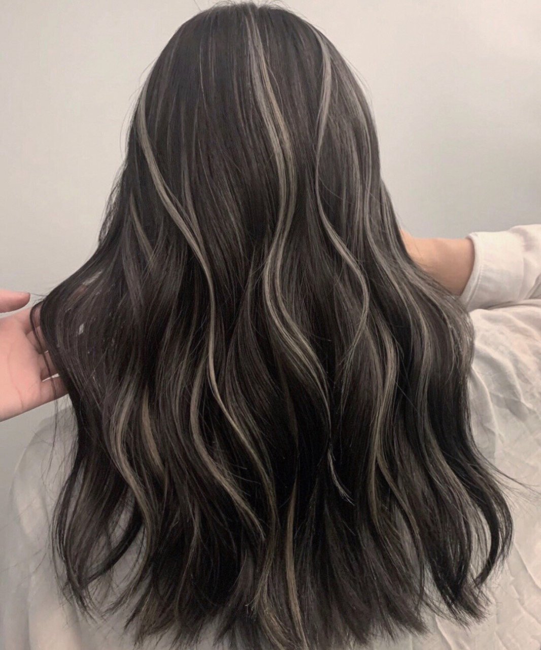 黑发挑染发色  ——— 73推荐一个挑染方式:内层挑染~国外叫inner