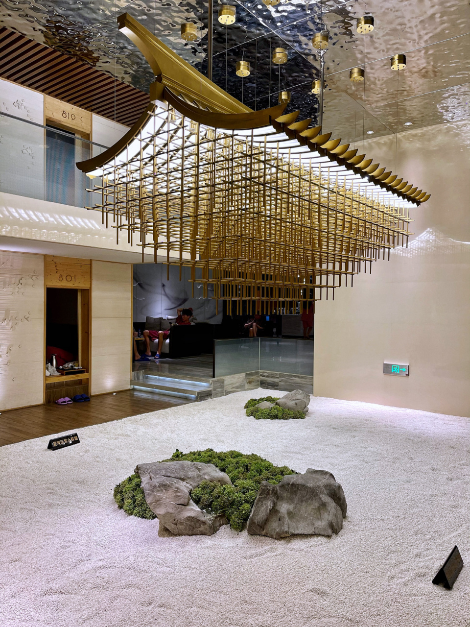 不!这里是雅致·永乐汇 08沈阳的洗浴中心,在全国业界堪称头部.