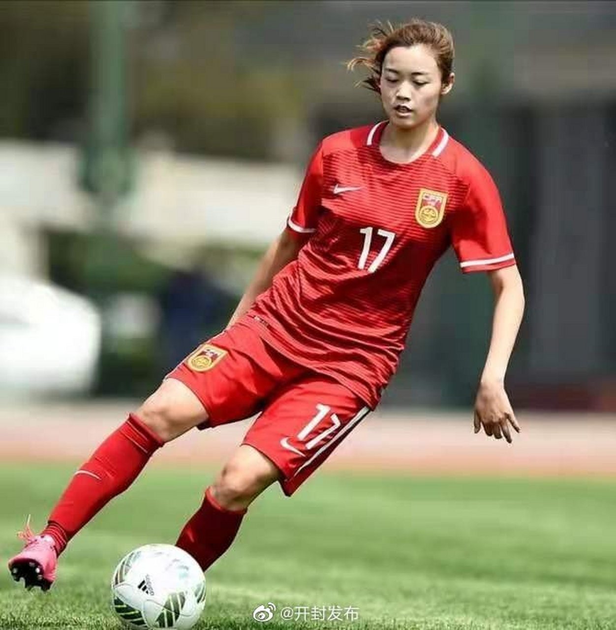 【开封姑娘王莹进入中国女足大名单,即将出征东京奥运会】北京时间7月