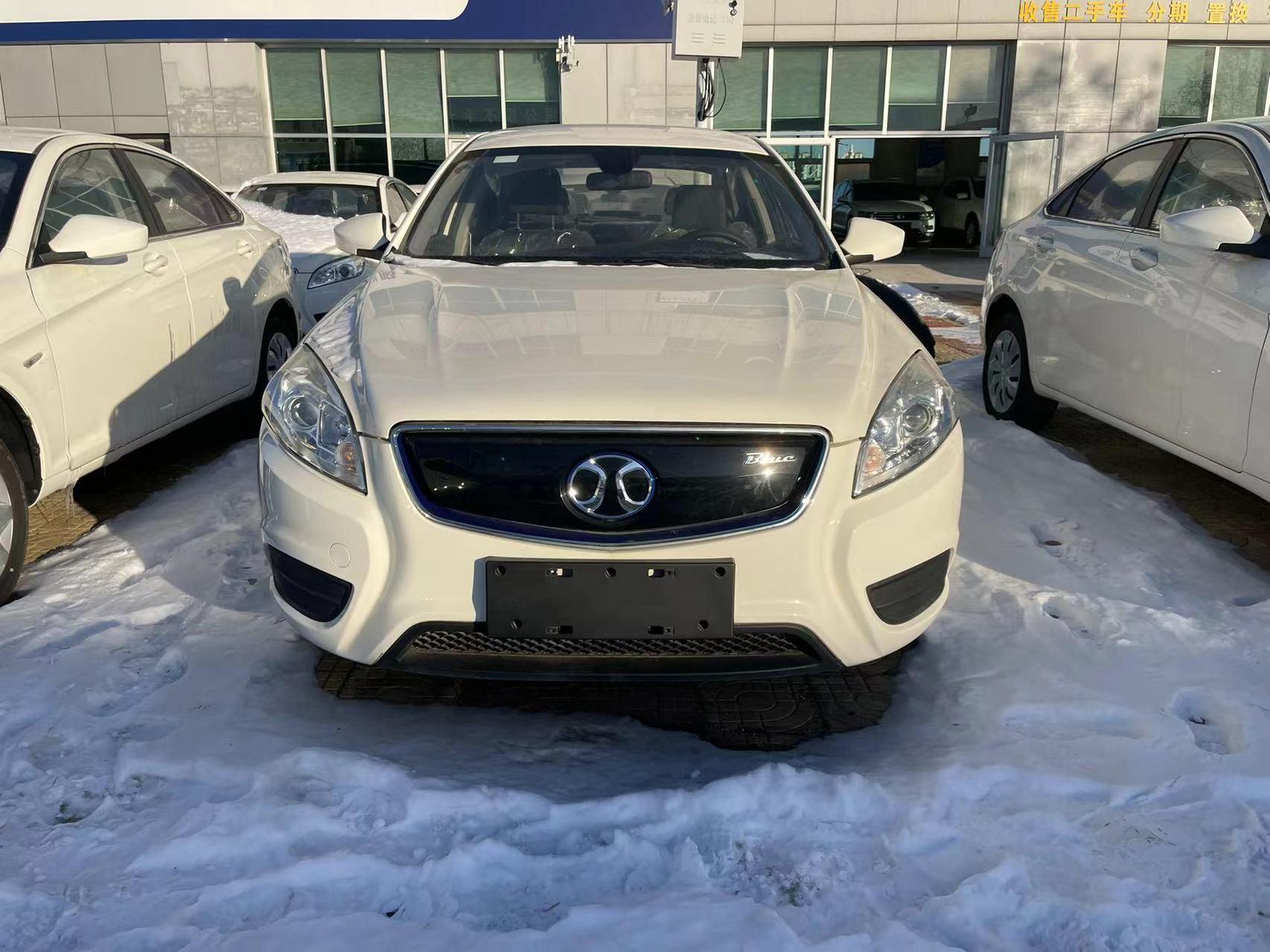 北汽新能源eu300,续航300多公里,续航扎实.库存新车未上牌,支持快慢充