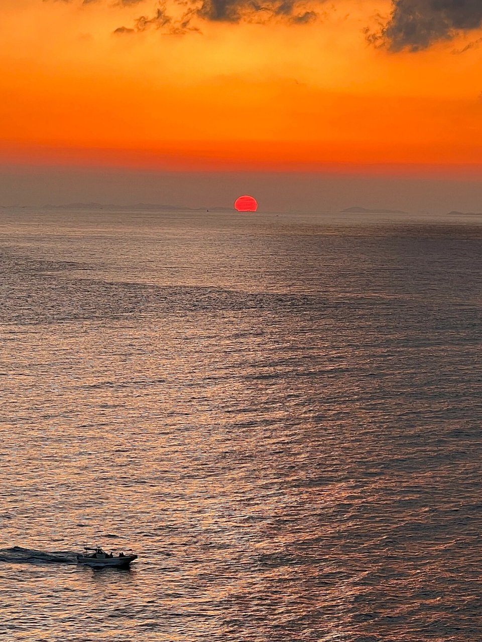 东极日出简介图片