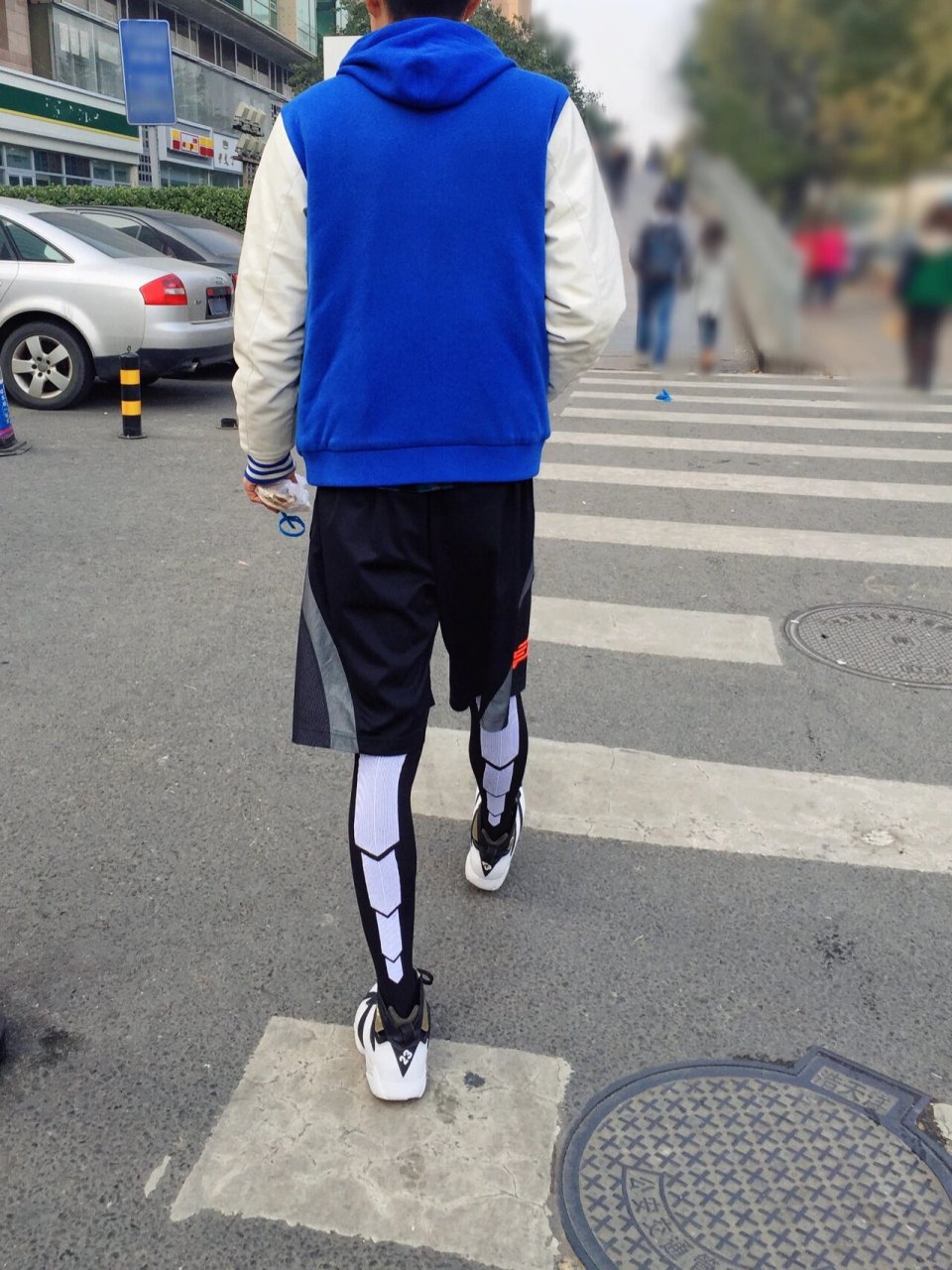 9315在冬天美丽不冻人 穿过膝的足球袜是对冬天最大的respect