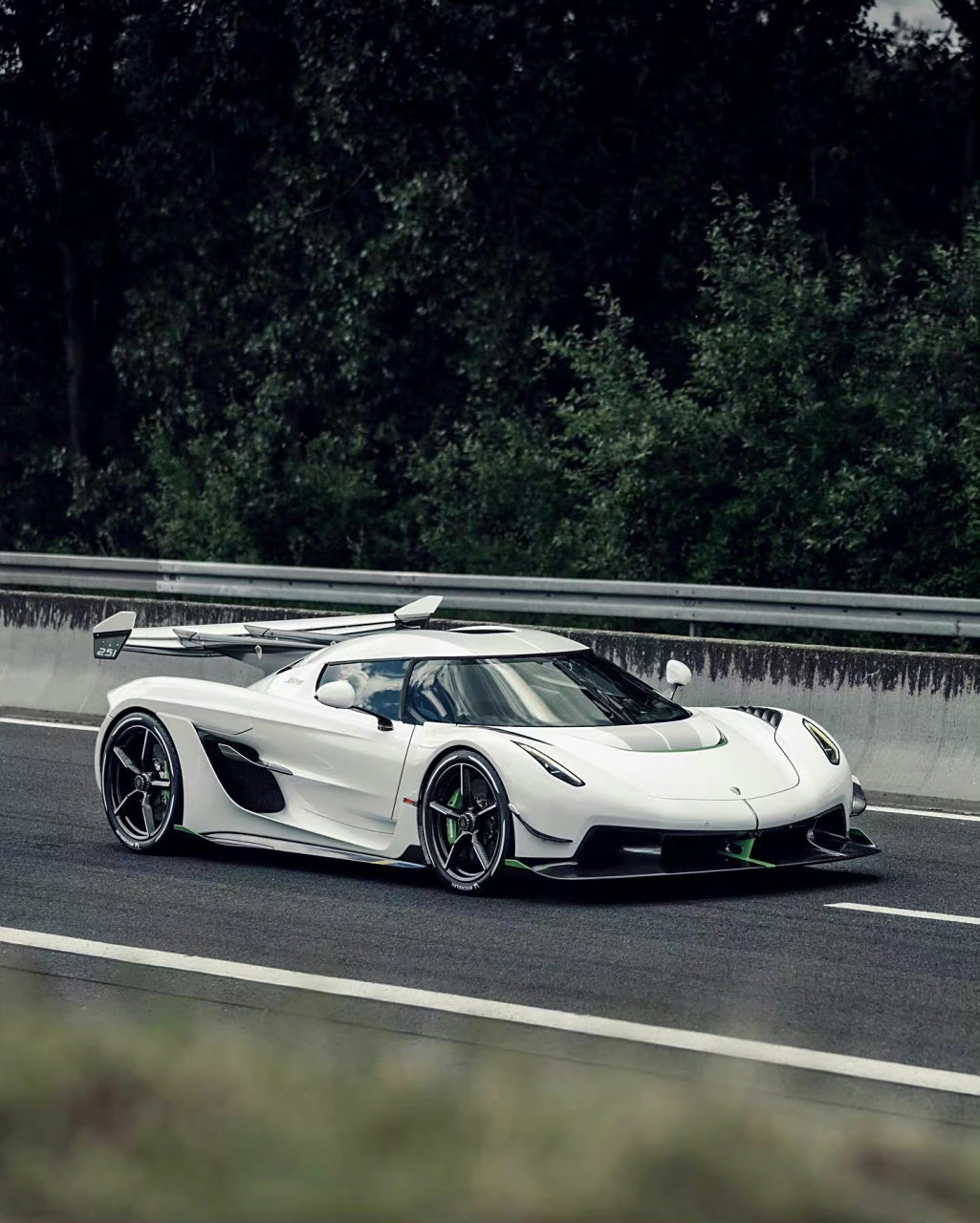 柯尼塞格jesko7615陆地飞行器