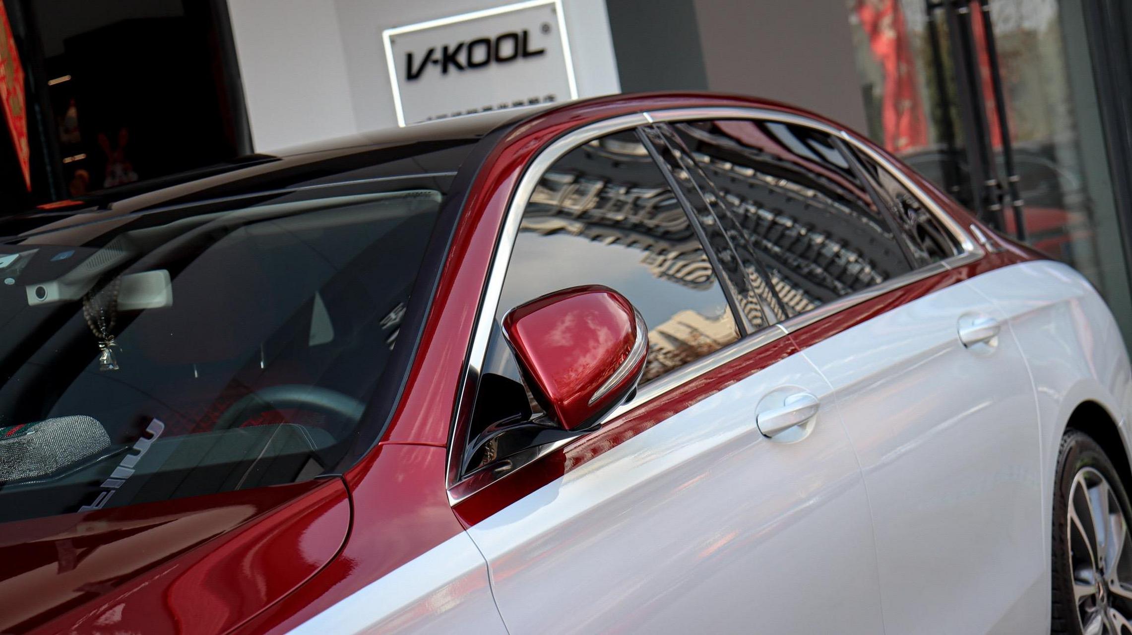 奔驰e300l双拼改色膜案例.