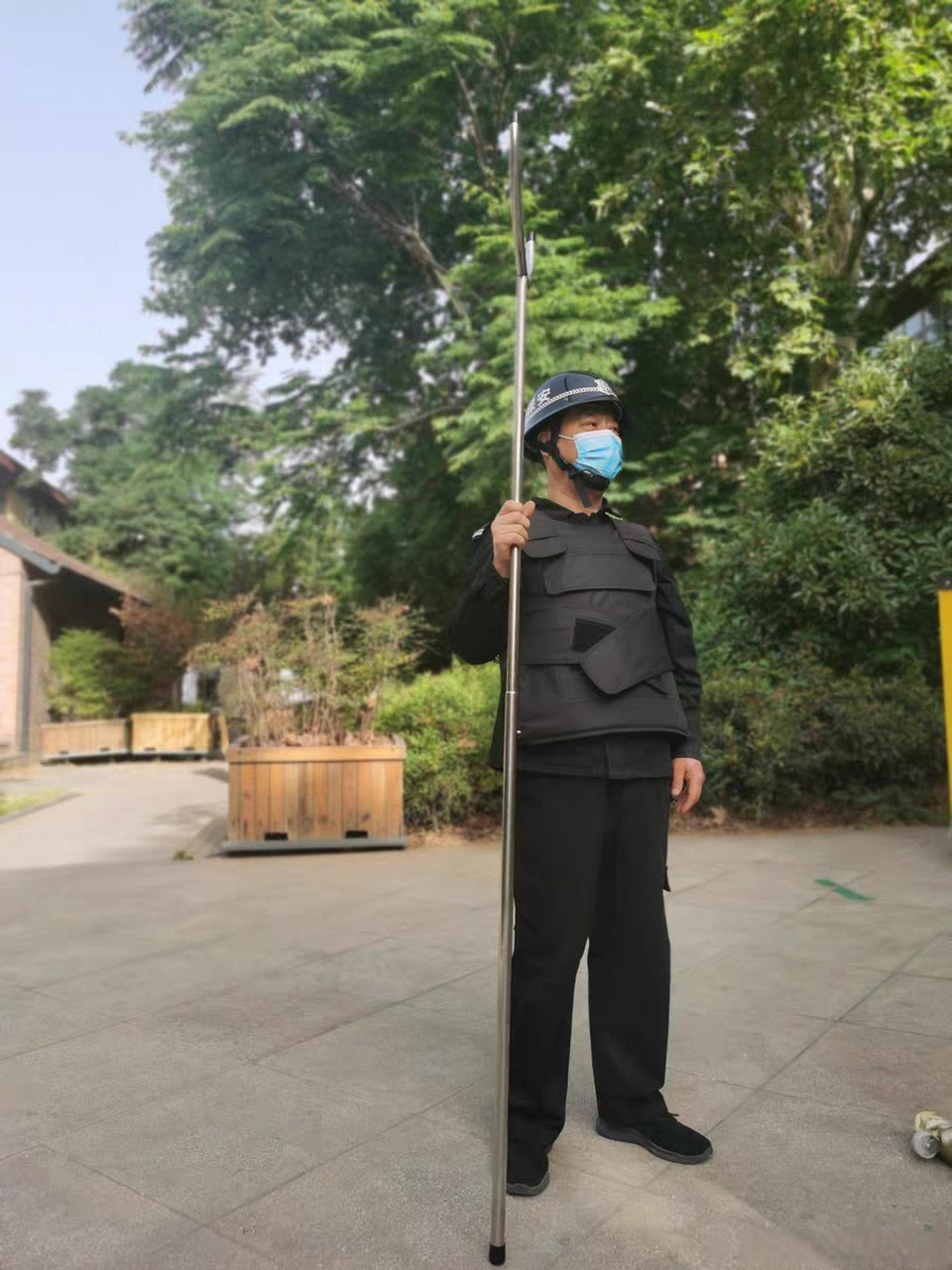 警察防刺服图片