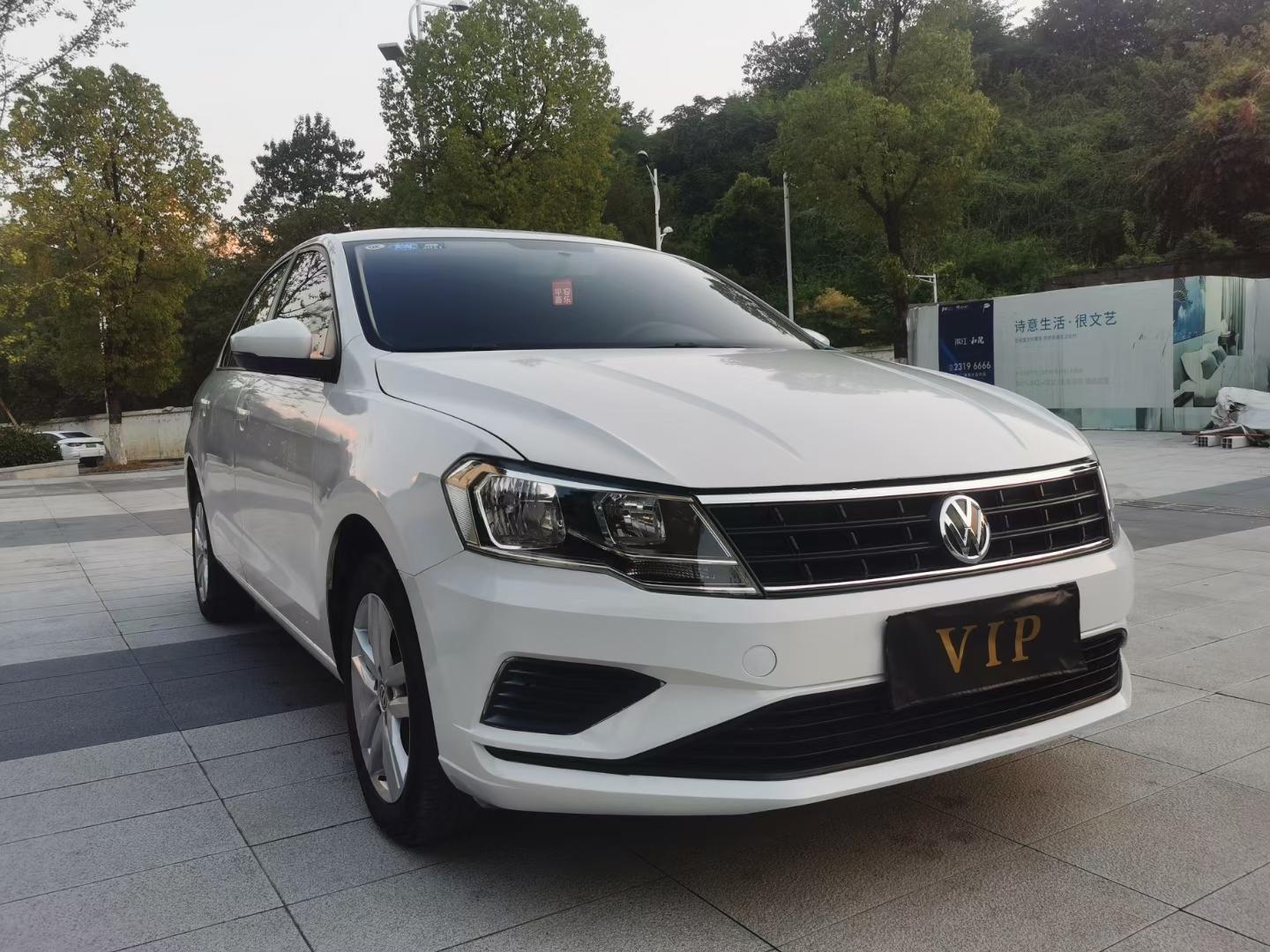 大众捷达到店 19年6月,自动挡不带天窗,小跑4万多公里