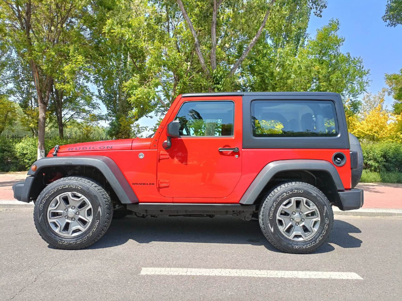 6自动两门舒享版,全车原版原漆,无越野,公路长大,地库安家,安全行驶5