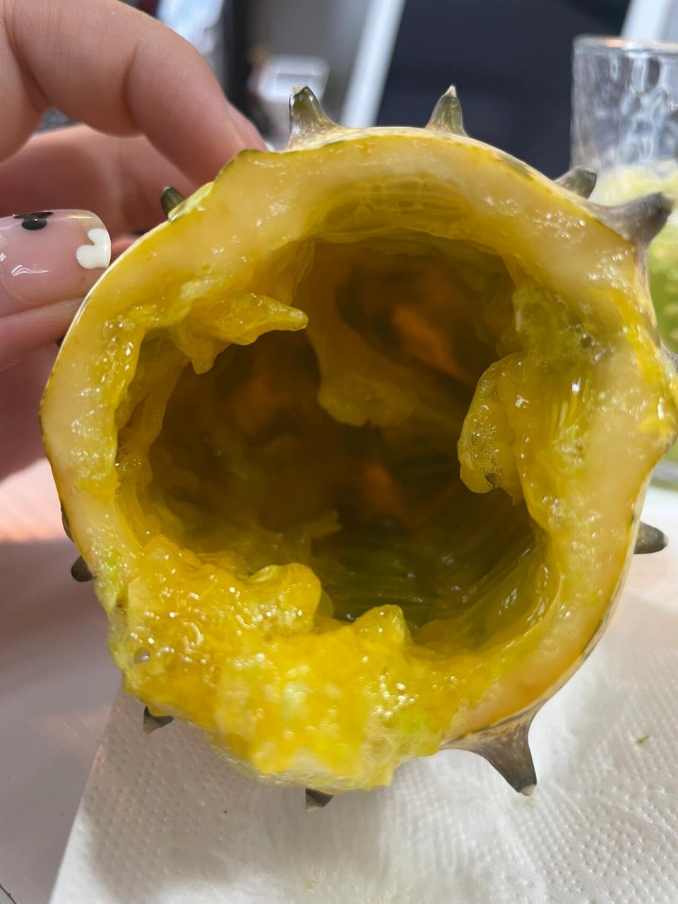 浅浅的试吃"海参果" 1,味道:类似于绿黄瓜的小清新,微酸(喝着有一丁点