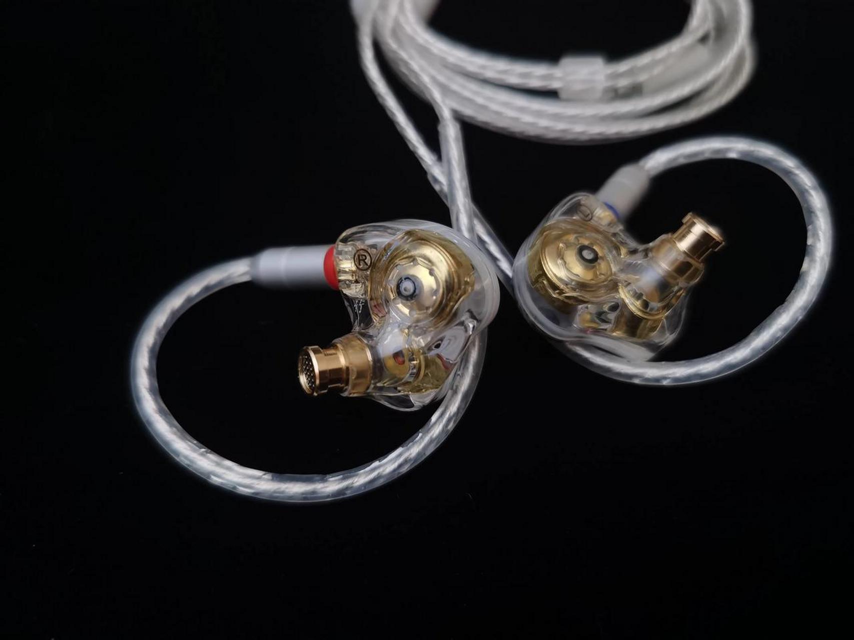 刚刚入手了sony的nw-a105,这是一款非常不错的音乐播放设备,准备寻找