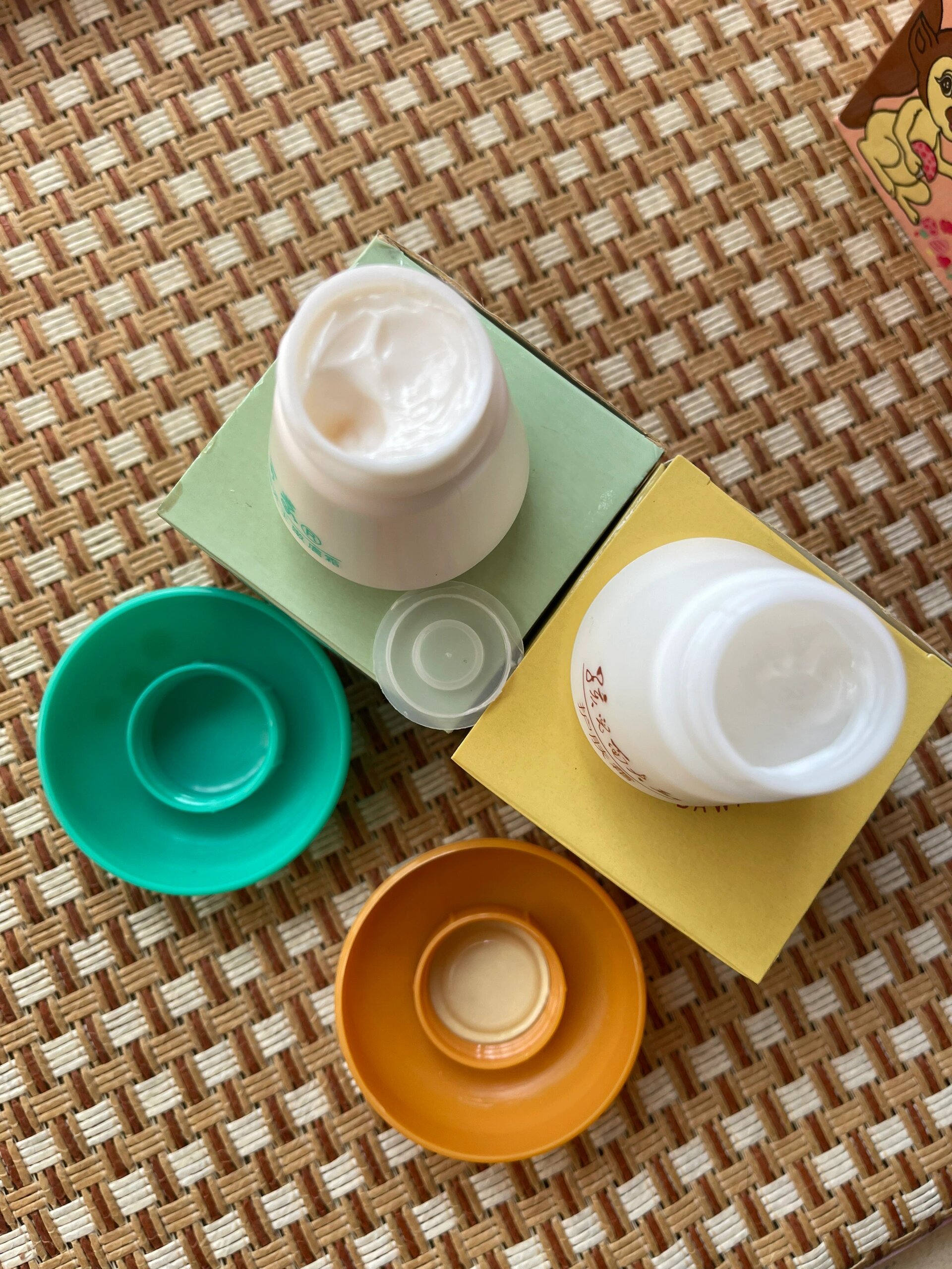 绝版可蒙孩儿面大王蘑菇霜老款孩儿面面霜 最近国货真的风很大啊,费了