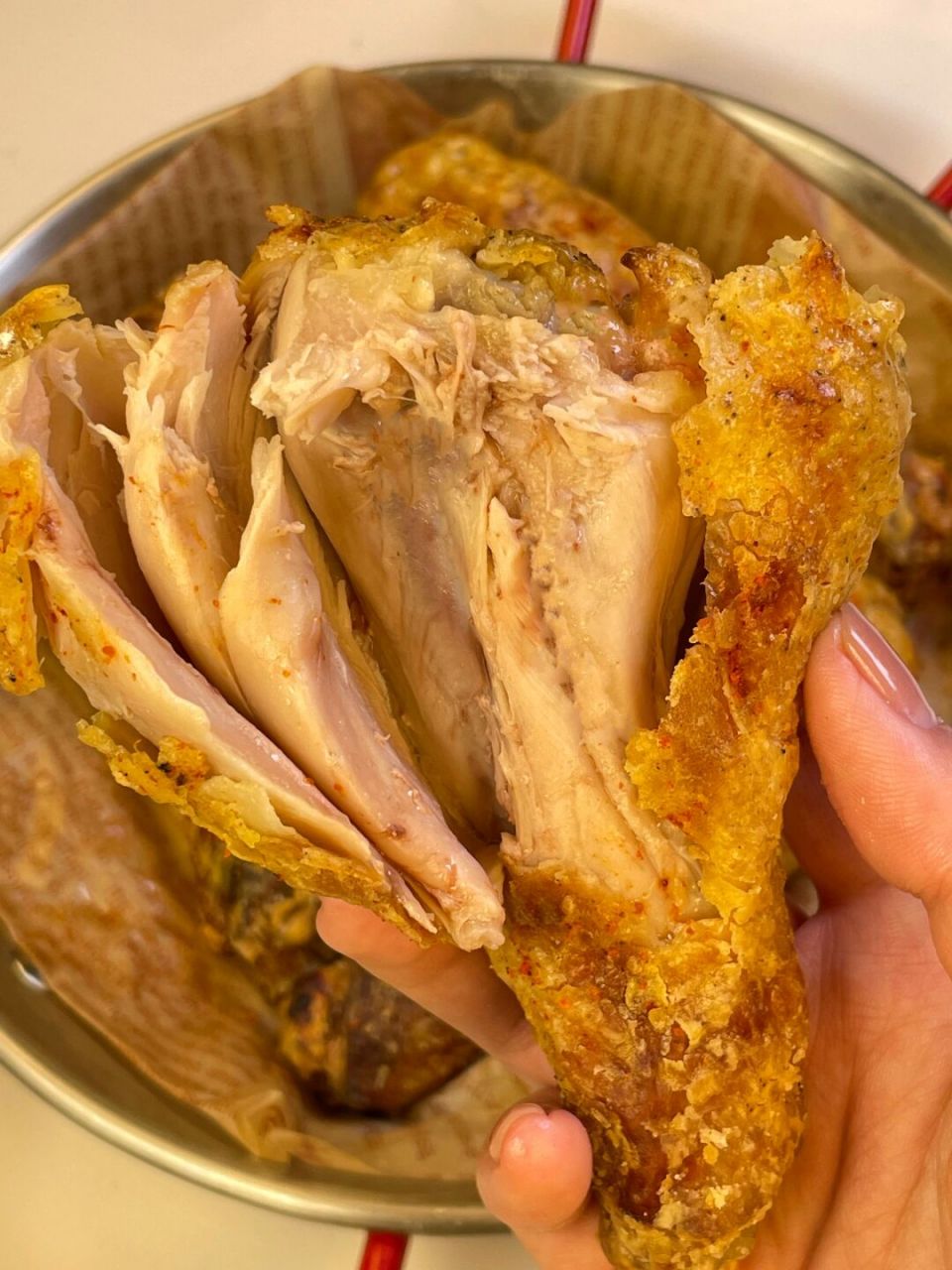 不需要一滴油! 完美复刻吮指原味鸡腿95 金黄酥脆的外壳!