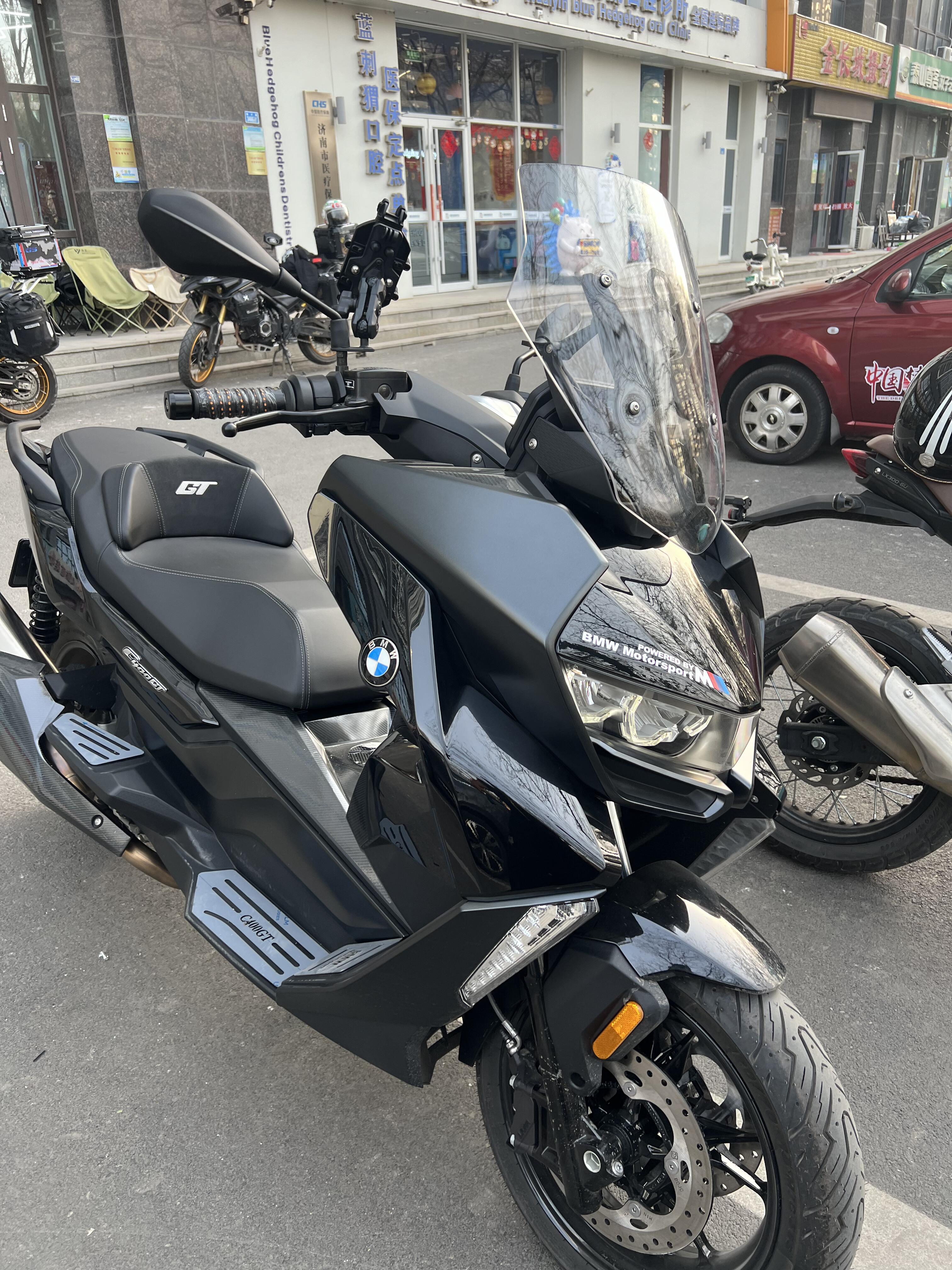 宝马c400gt安装五匹手机支架