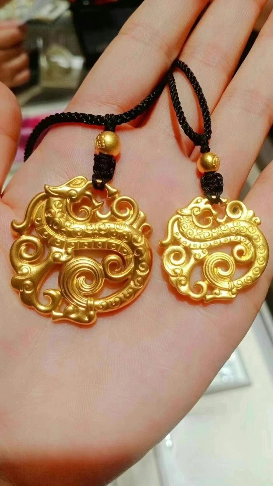 周大福传承吊坠 升龙团佩