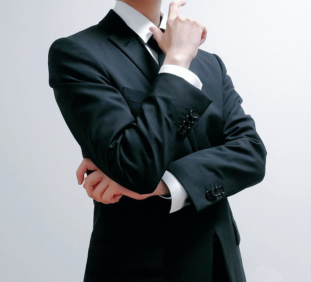 绘画参考丨一组帅气的西装人体动态素材