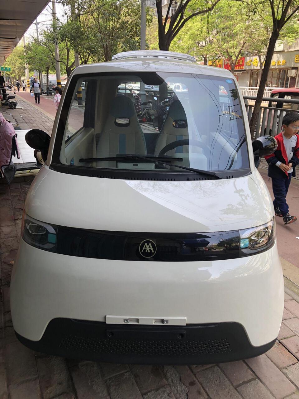 爱玛a05四轮电动车,两门4座,四轮碟刹!