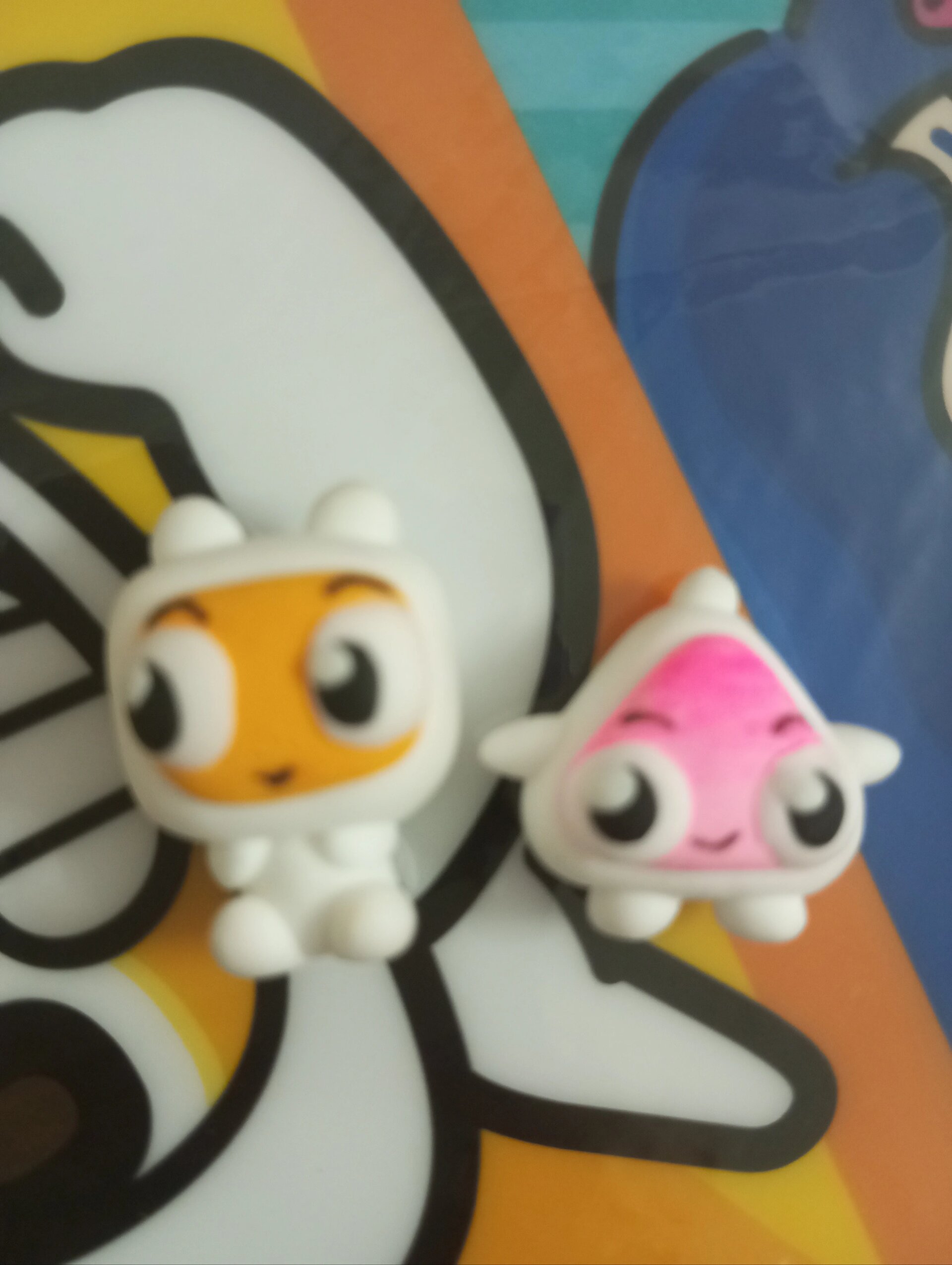 用超轻黏土做的超迷你战士 但是都挺创人