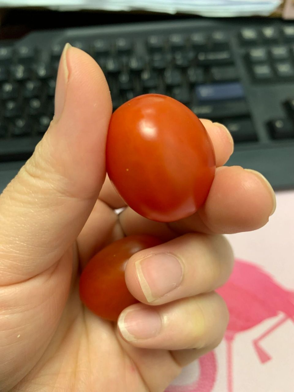 功效与作用09 降脂降压,健胃消食,减轻色斑 圣女果既是蔬菜,又是