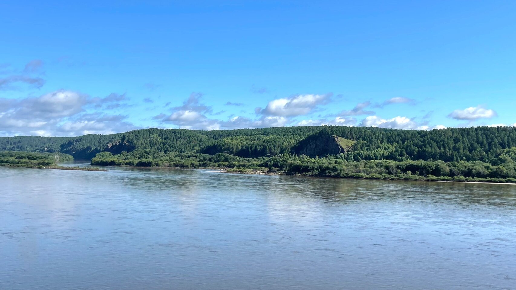 北极村夏日盛景