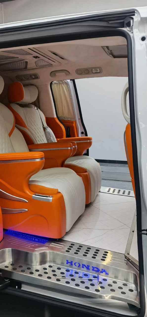 本田奥德赛商务车升级爱马仕橙案例 泰适奥德赛专用航空座椅