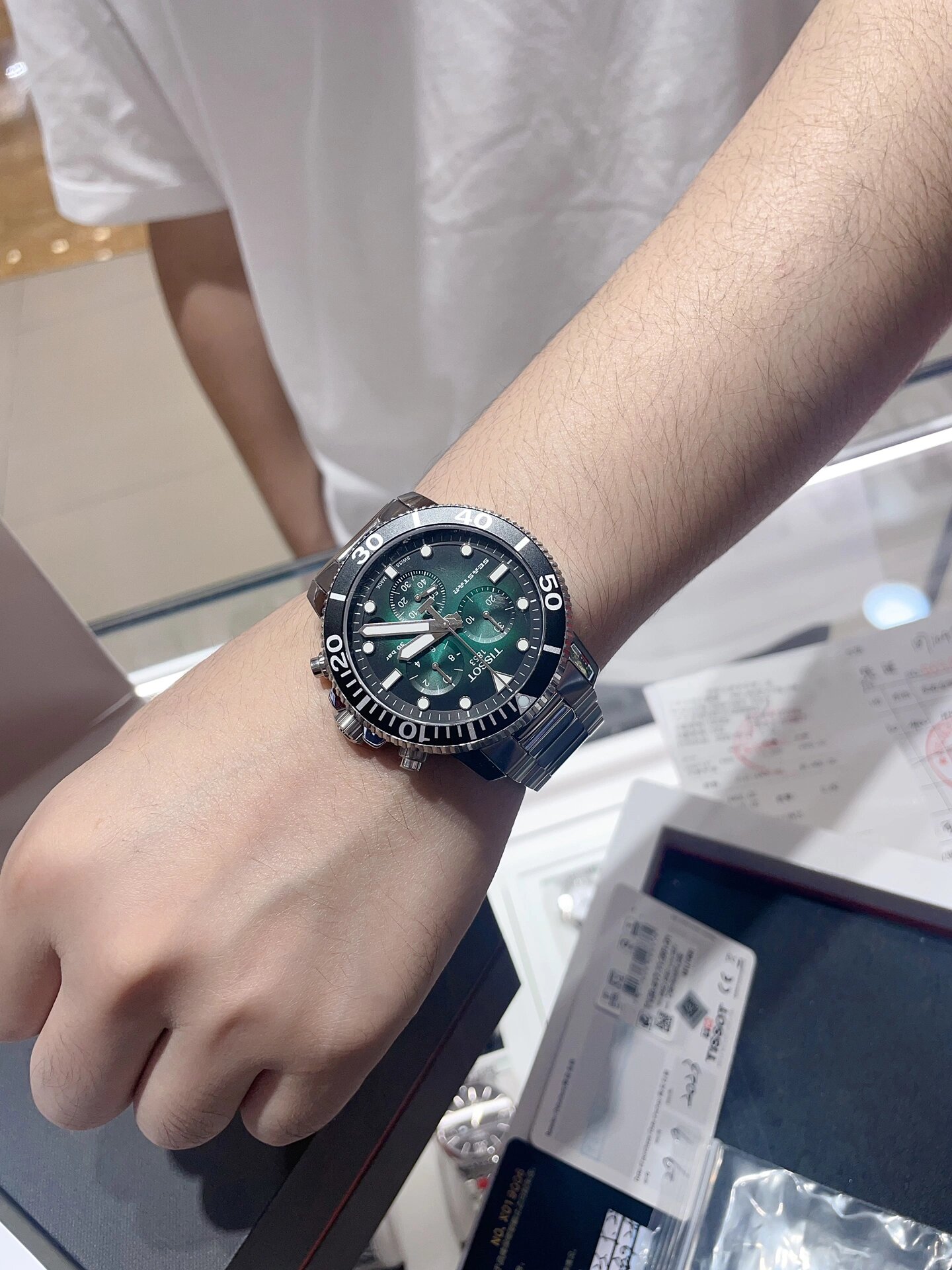 天梭绿盘海星,颜值担当91999199 天梭这款三眼计时绿盘海星