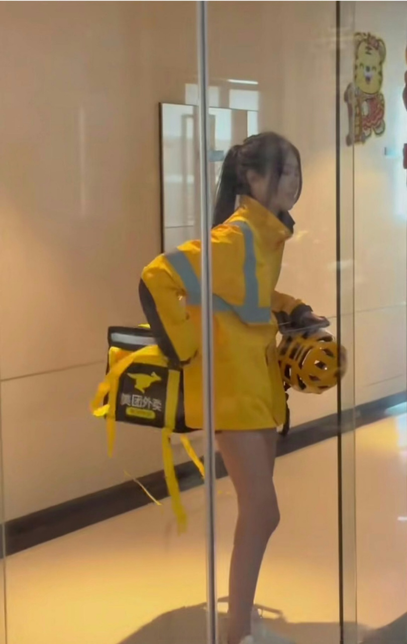 为什么我点的外卖从来没见过小姐姐