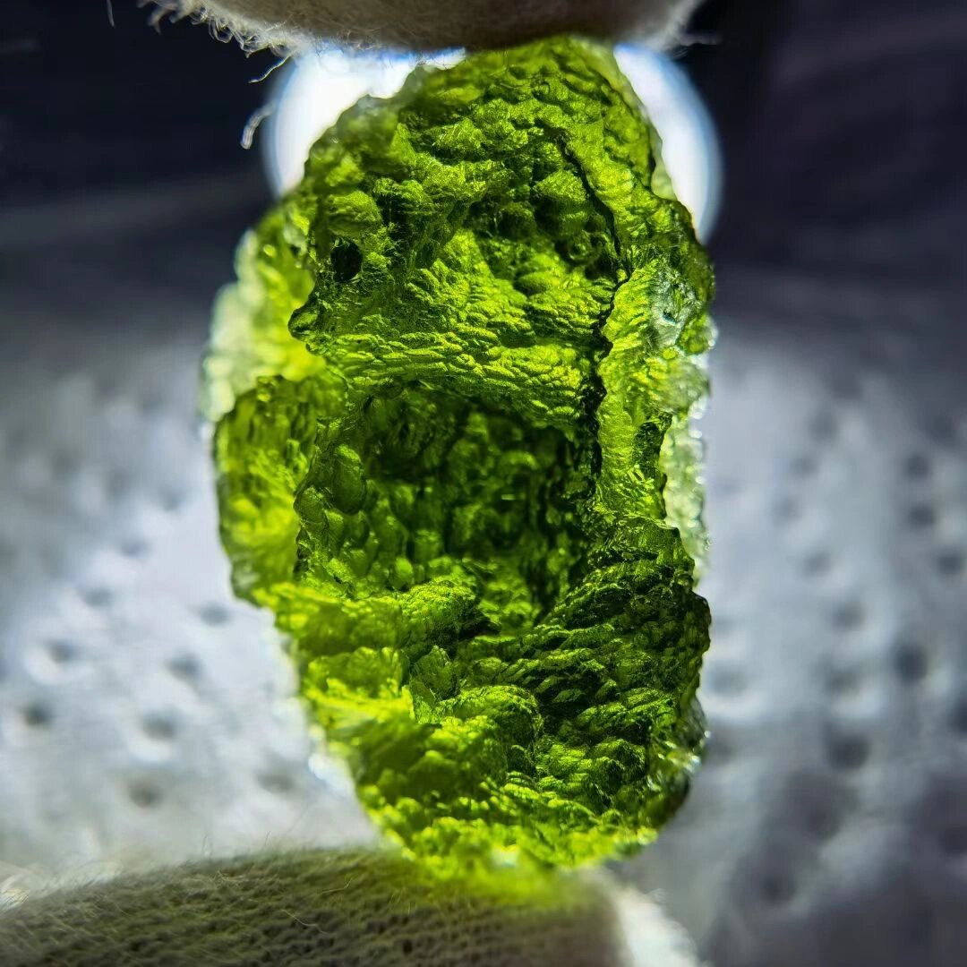 绿色的陨石 稀有级别,有钱人的追求