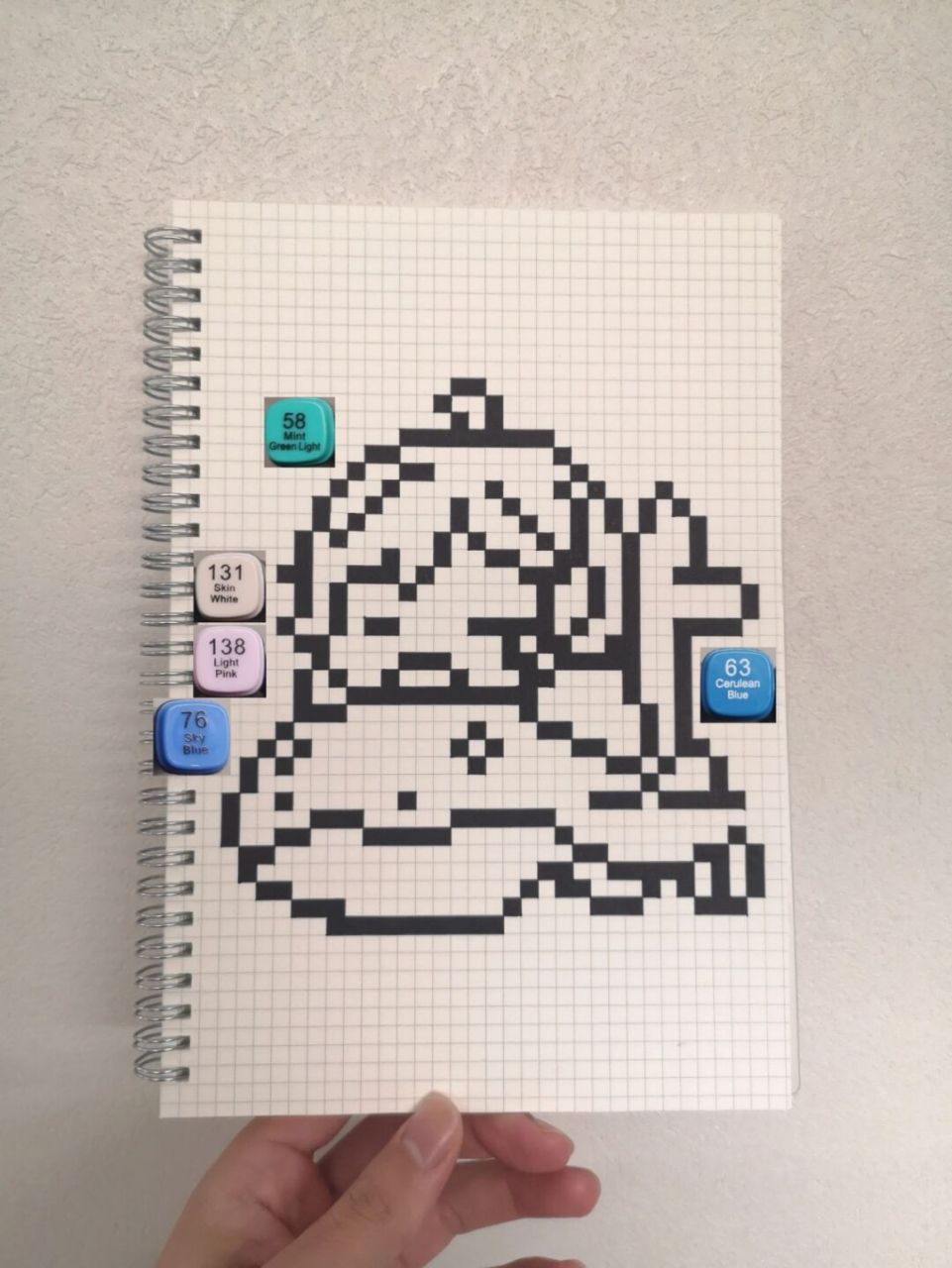 像素画:《王者荣耀》庄周 啦啦啦啦啦 网格本:b5 #庄周# #像素画