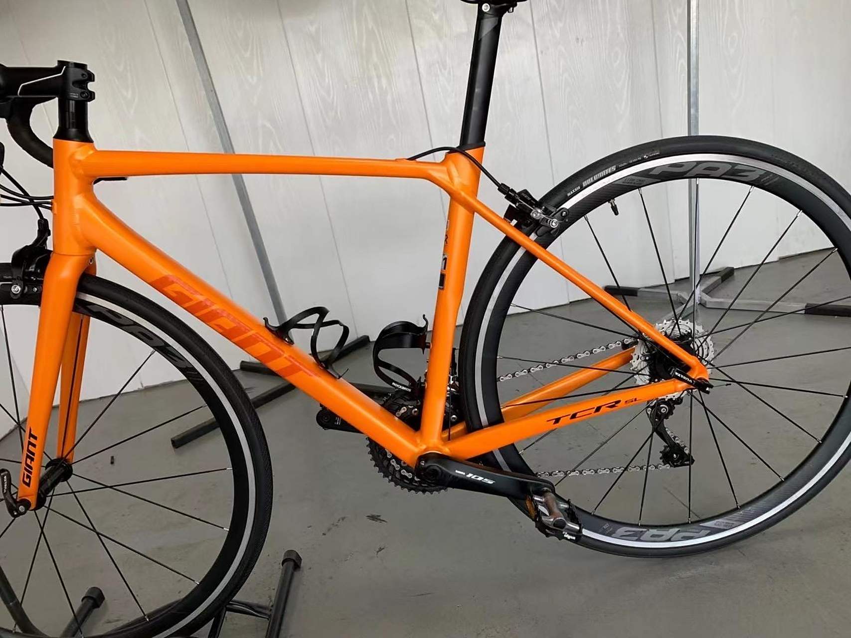 6298元秒捷安特tcr sl1,22速.