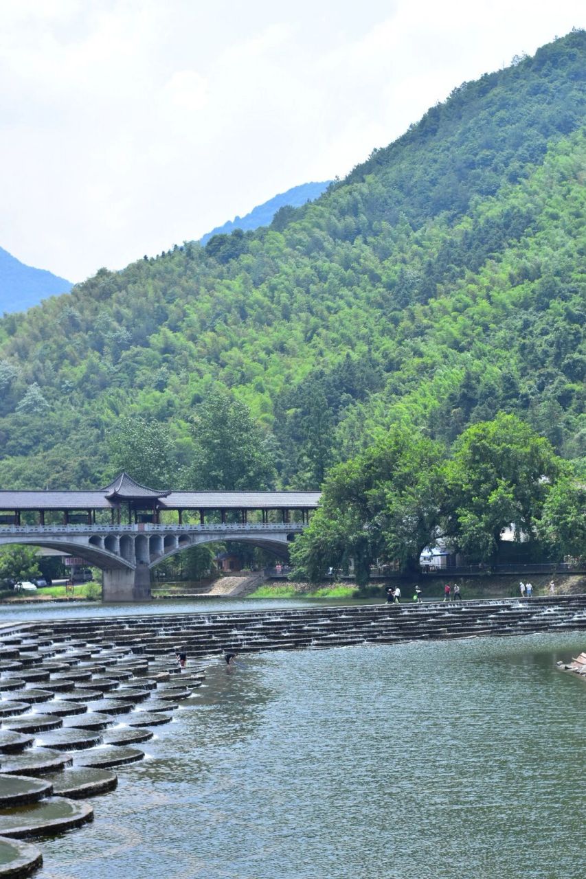 富阳富春山居图实景地图片