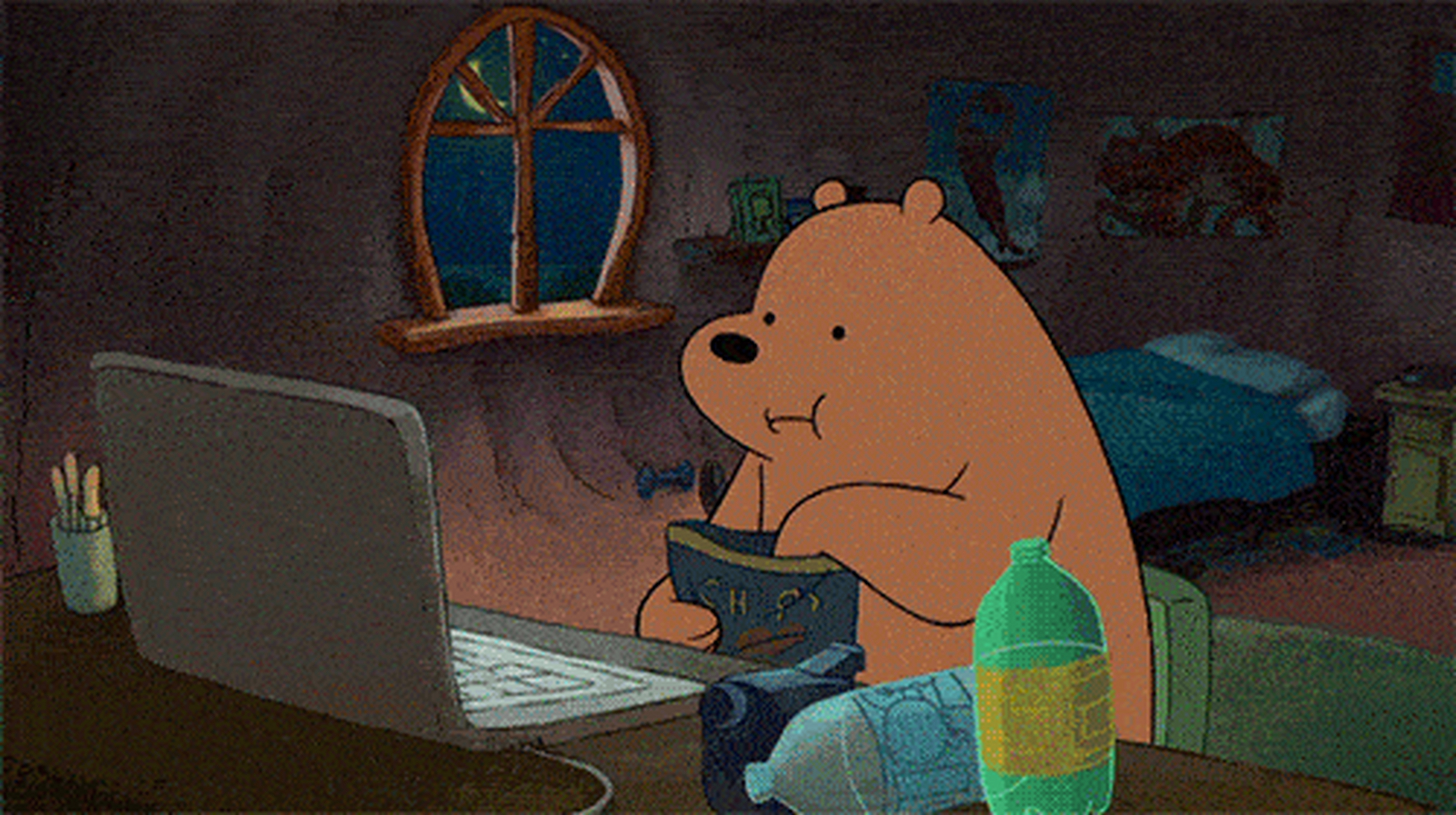 【#长时间追剧会增加血栓风险#】周末,很多人选择窝在沙发上边吃零食