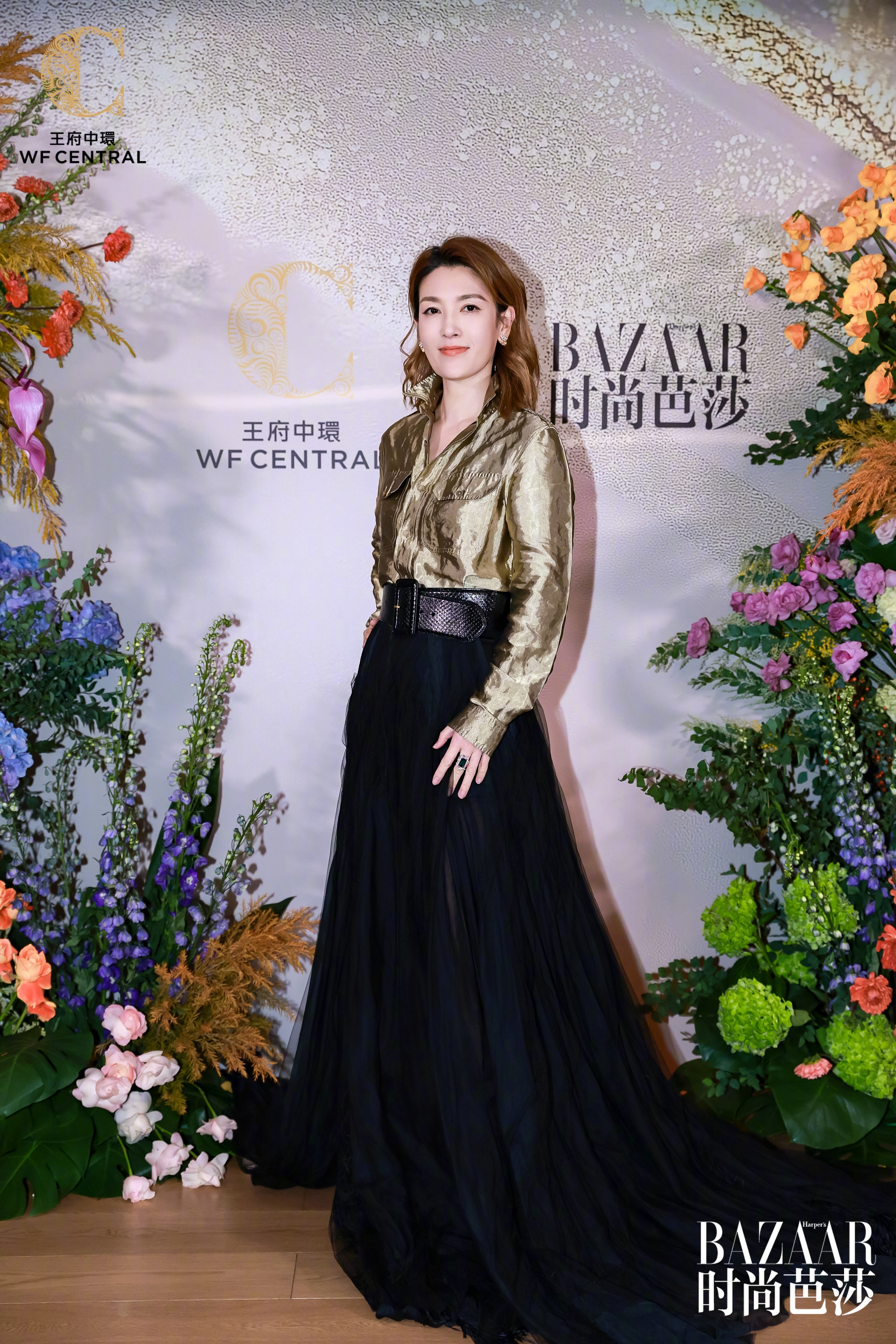 与《时尚芭莎》执行出版人兼主编沙小荔一起走进"環耀金秋 王府雅集"