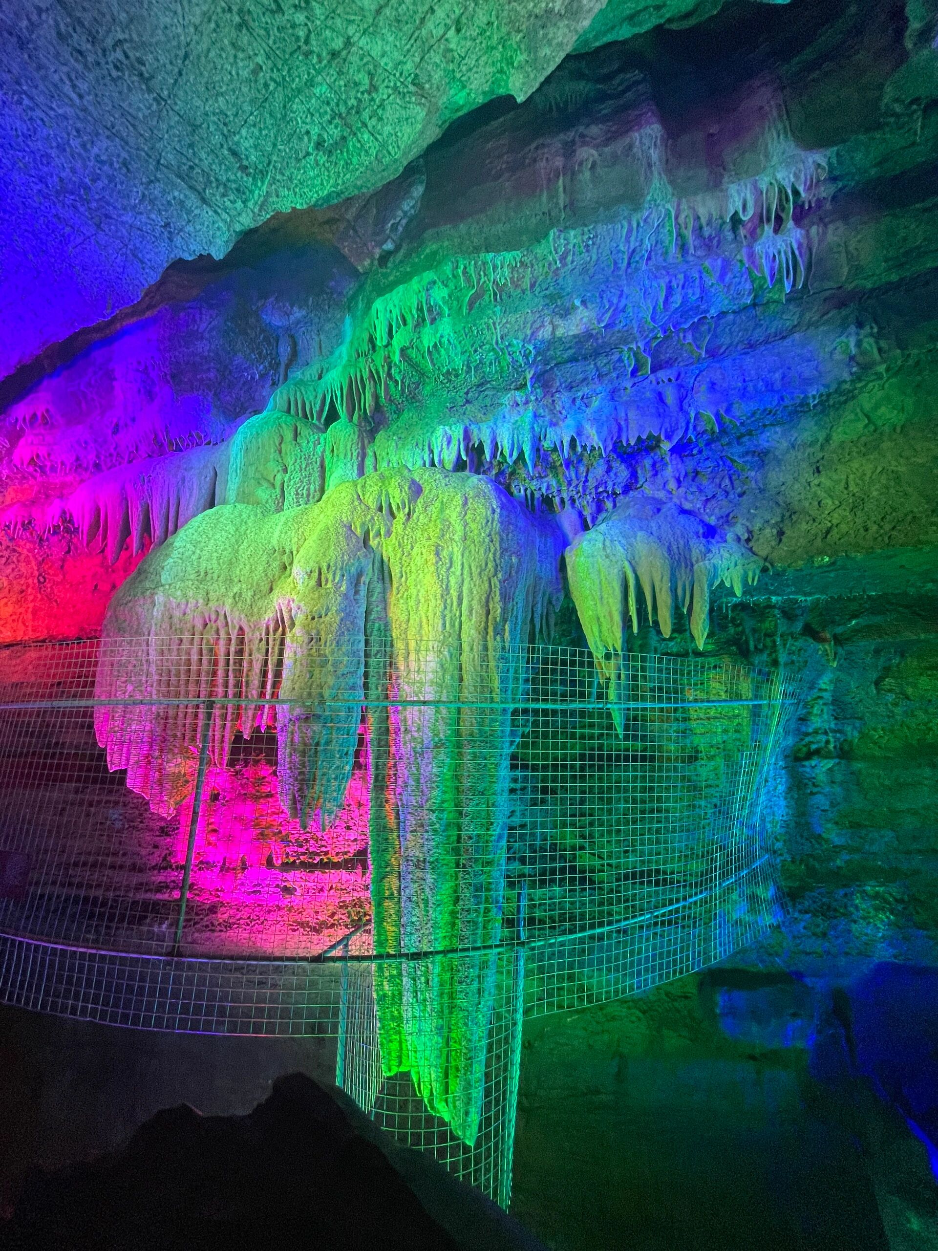 临沂亲子游|沂水地下大峡谷|萤火虫洞 端午假期原本打算去海边,想到