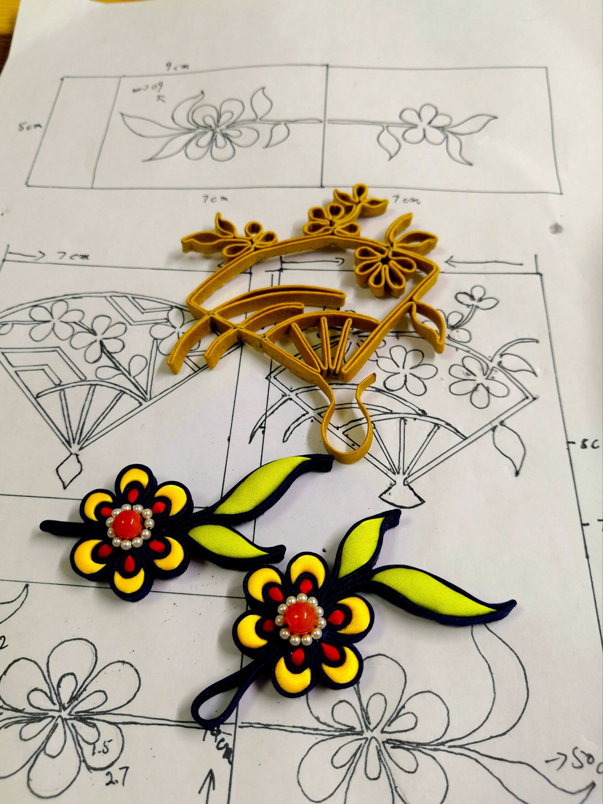 旗袍上的中国结96花扣让旗袍更灵魂 979797 花扣在旗袍上的