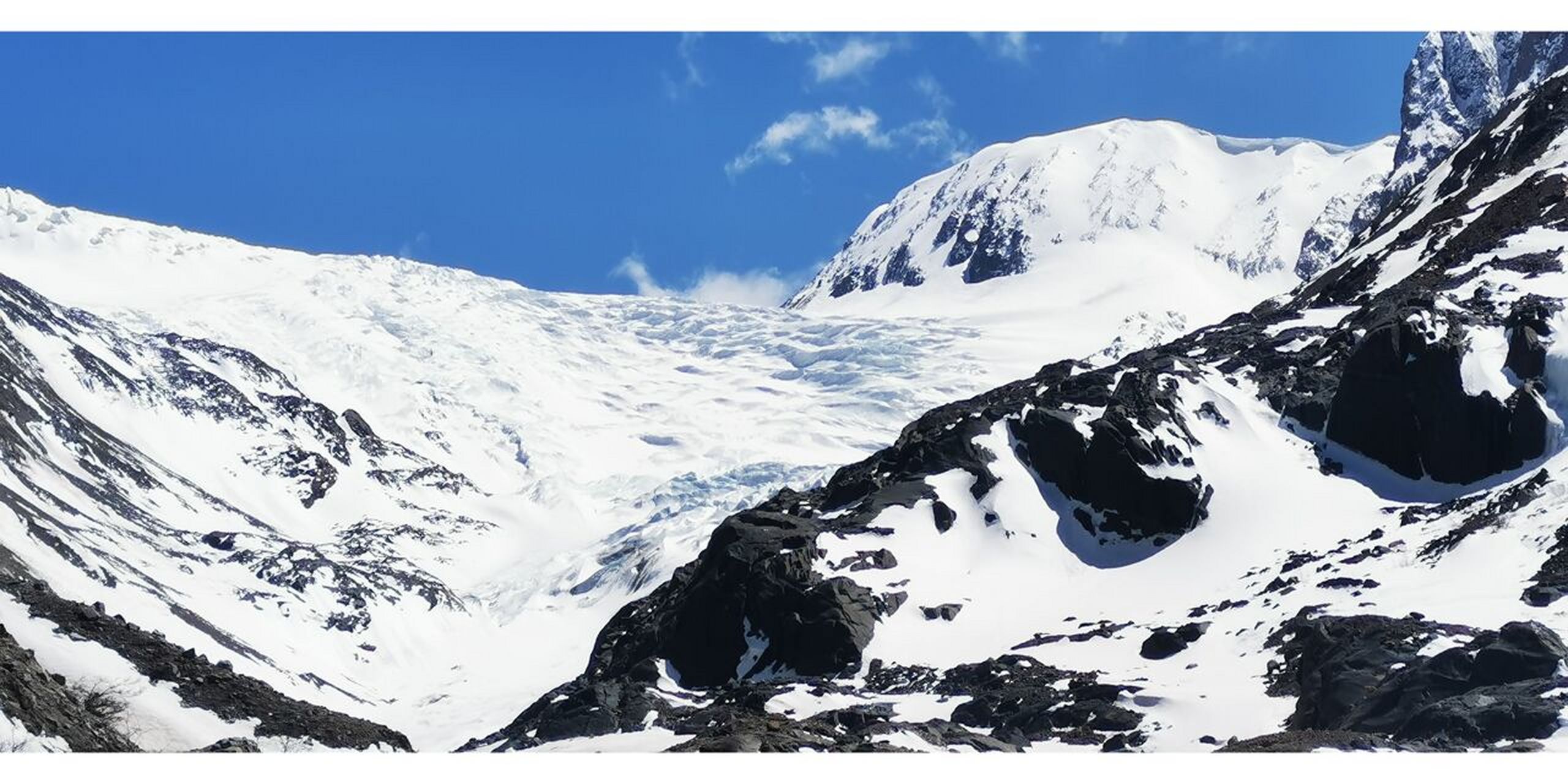 来古冰川~东嘎 东嘎冰川是来古冰川群六大冰川之一,海拔4600多米,周围