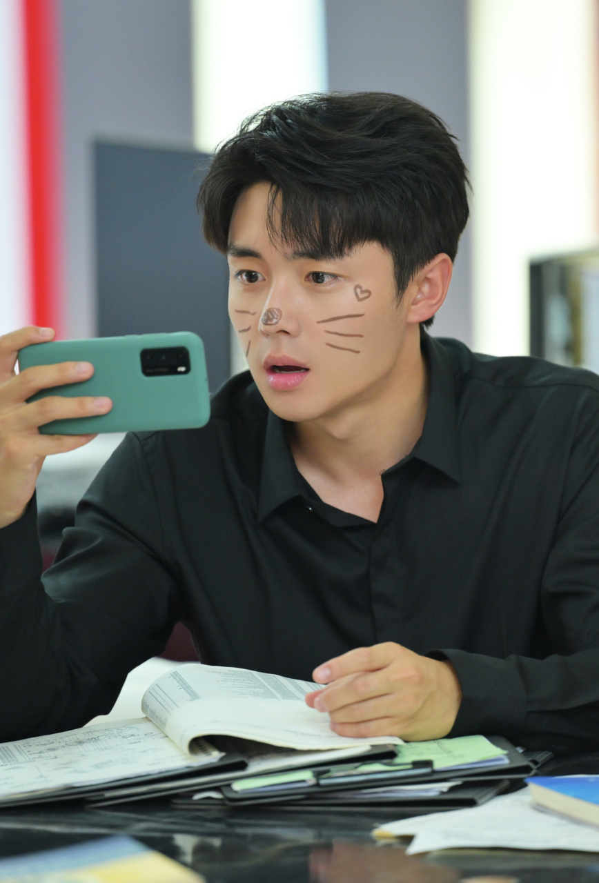 翟子路 陈某人 @翟子路 变小猫证据9693 #极速悖论