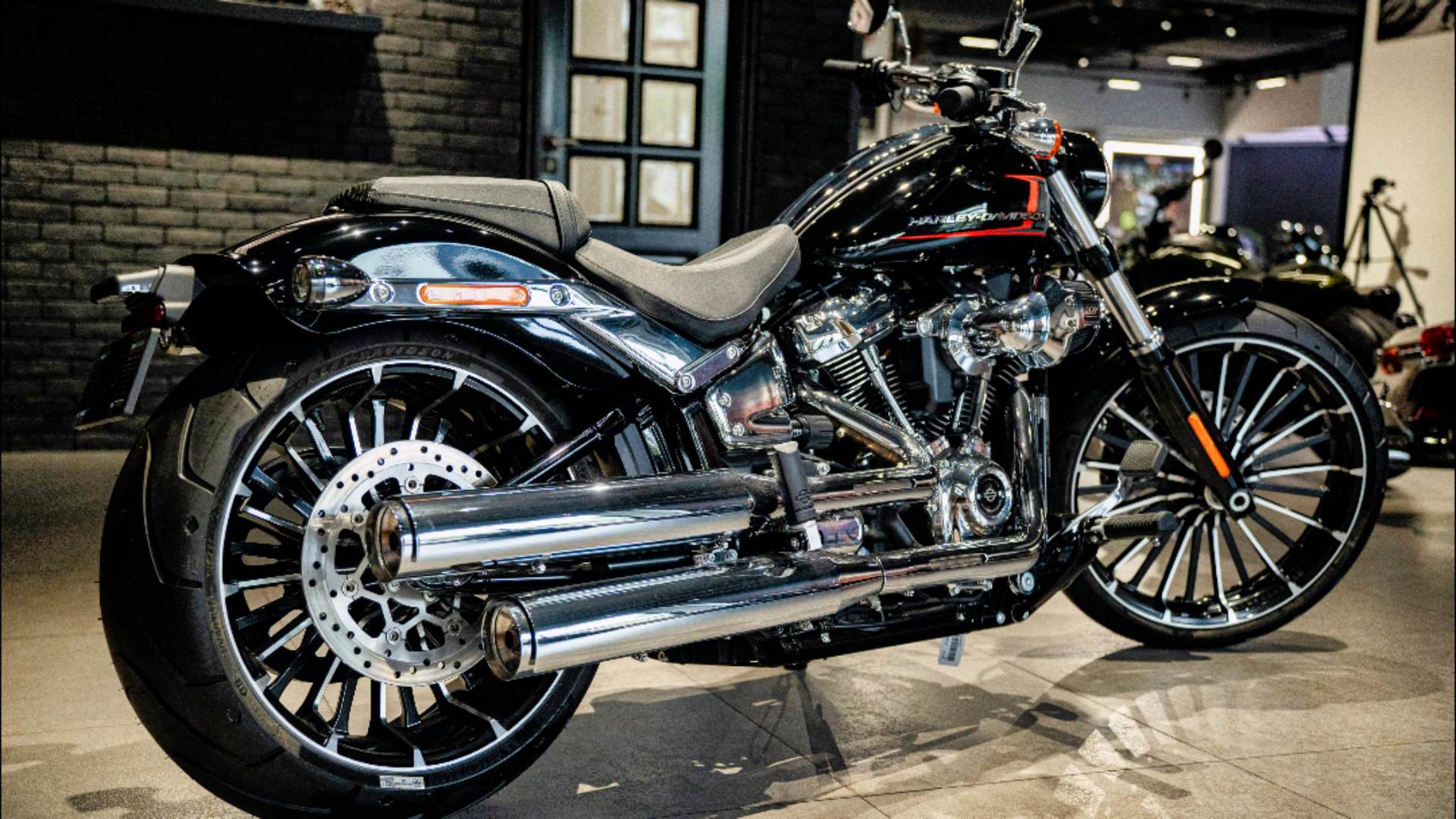 2023款哈雷突破者breakout巡航车摩托车推荐