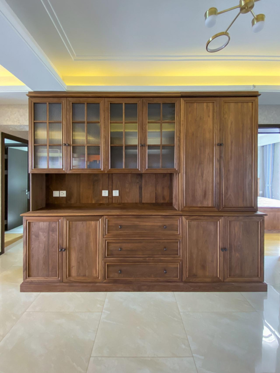 两组稍稍有点差异的简美餐边柜,只发图,不说话,你们看看就好