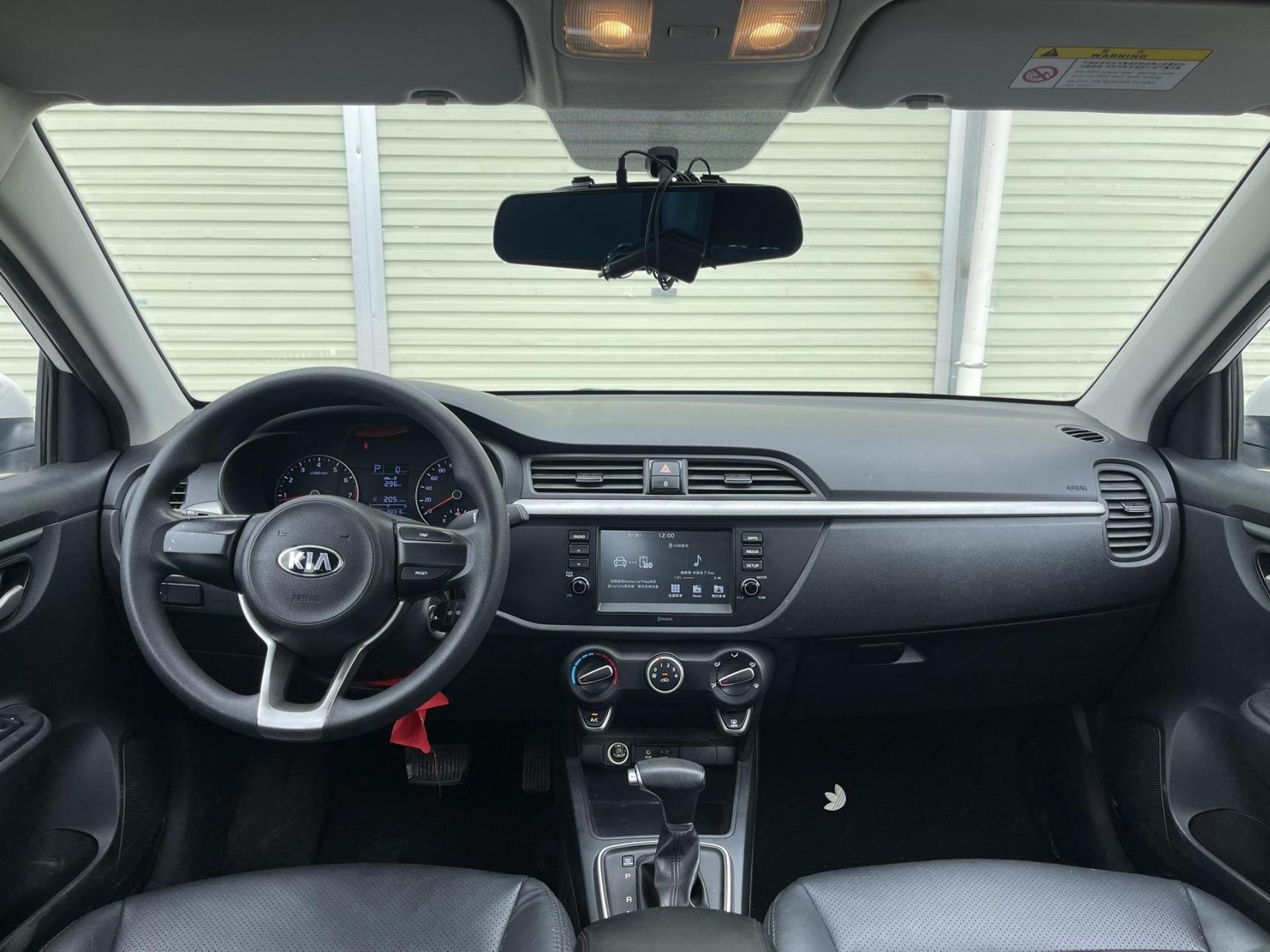 2017年1月上牌,17款起亚k2 ,1.