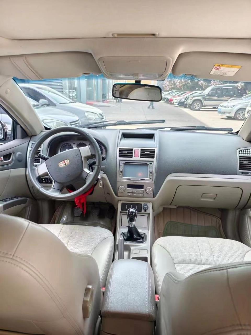 12年8月上户吉利帝豪ec718,车辆精品没事故,7万多公里,备胎没落地,主