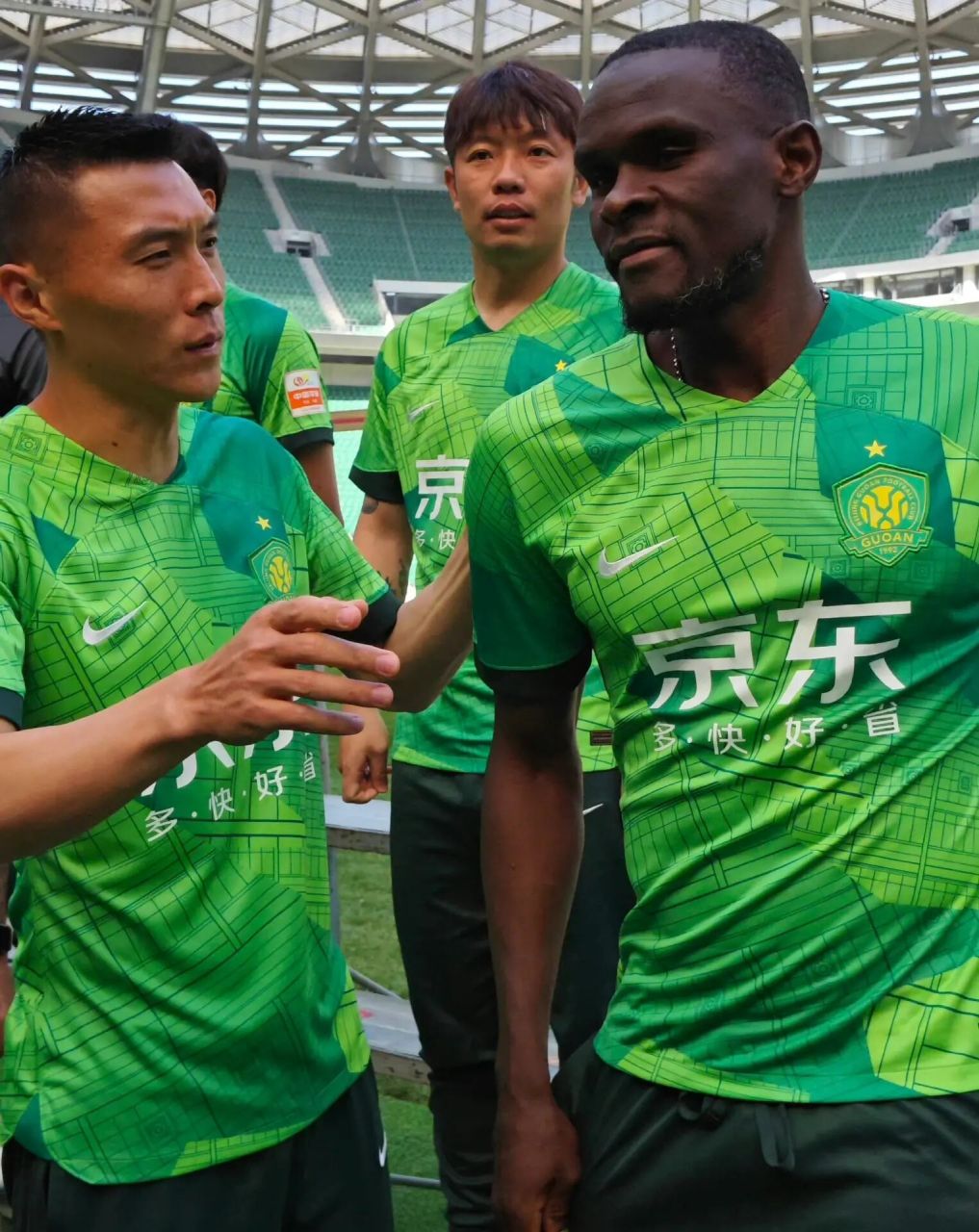 北京国安全新球衣发布 2023新赛季,京东 将与国安一起携手,征战绿茵!