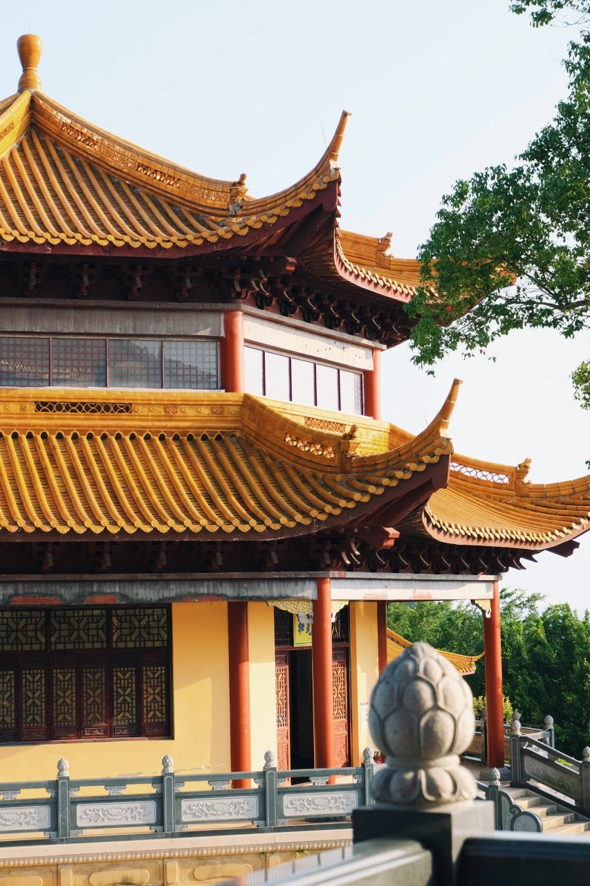 金光明寺 黄墙灰瓦  红绸祈愿03 神明偏爱  一切从欢05