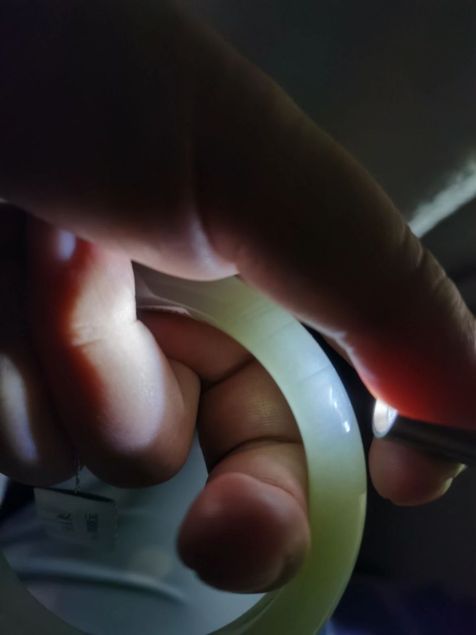 和田玉青白色的水线影响品质和价格吗 继上一个笔记,大家都觉得3k贵了