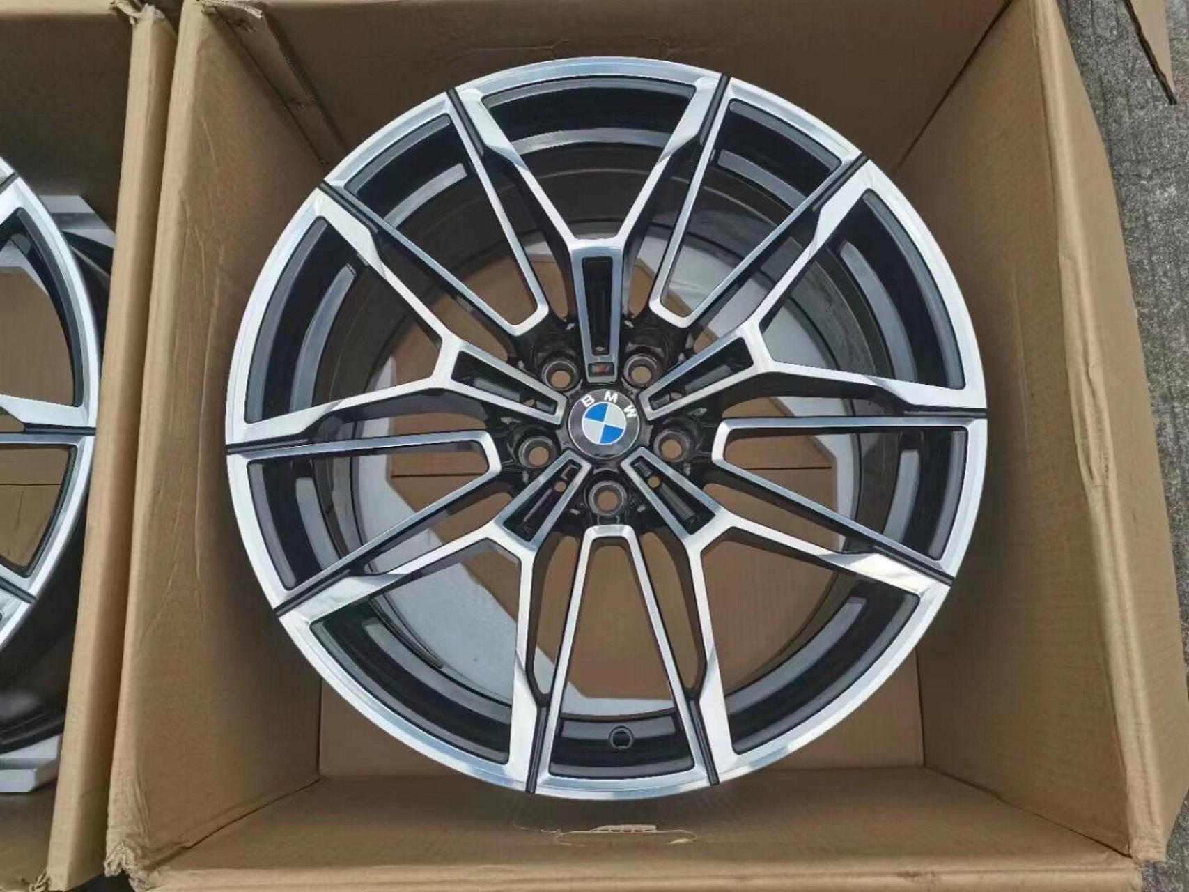 宝马m4 825m 前19后20原厂轮毂.