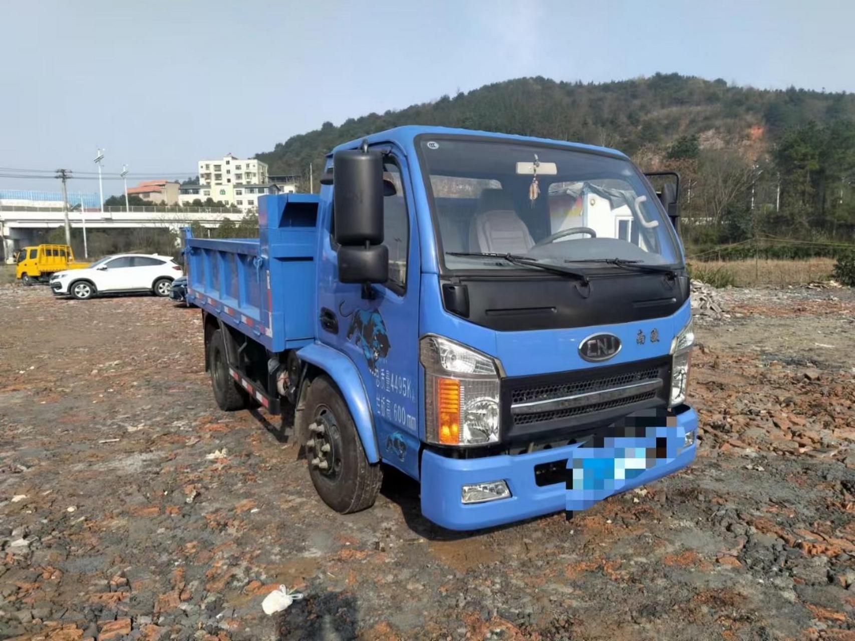 2021年3月上户南骏自卸车,车况精品,实表4万多公里,云内490中增压,5档