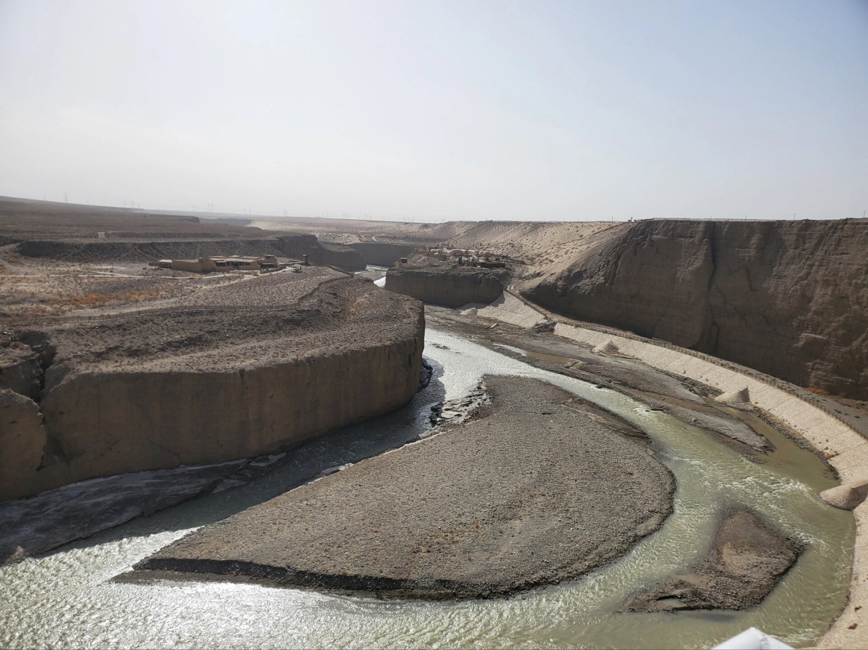 讨赖河大峡谷 l 甘肃嘉峪关 在长城的西起点天下第一墩遇见十足震撼的