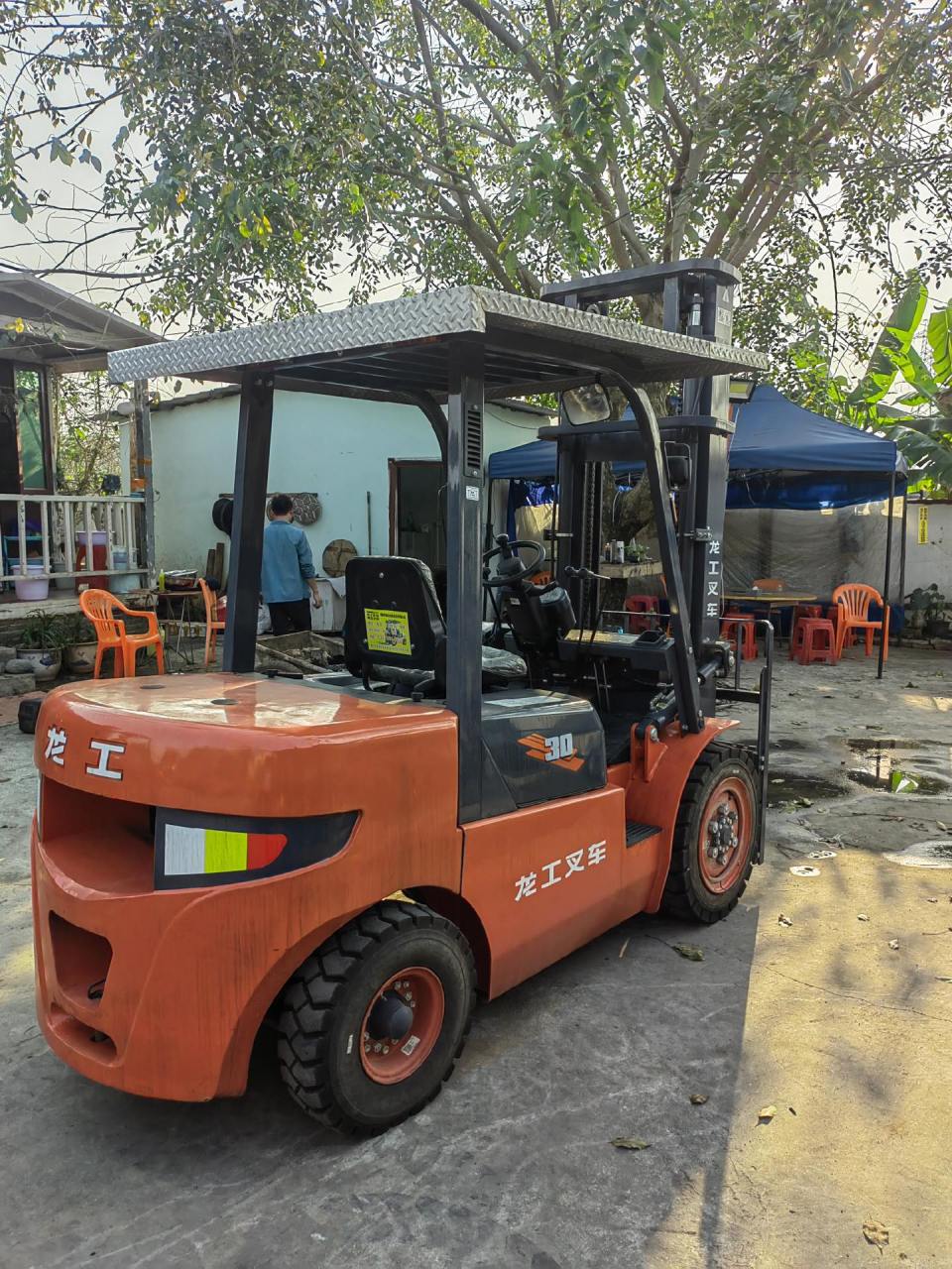 准新车!3吨自动挡2节升高4米门架,99小时证件齐全国4全柴