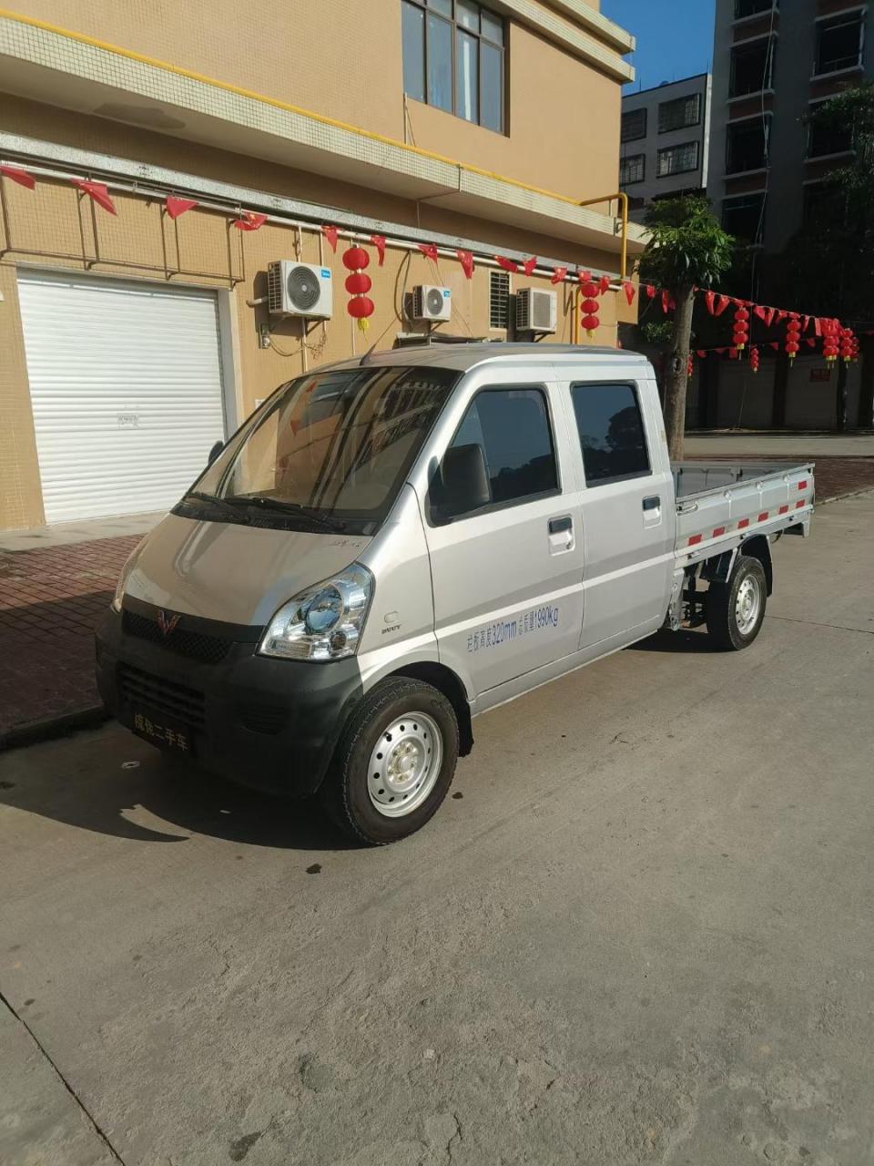 五菱荣光小卡双排平板,2020年10月上牌,本地一手车,1.