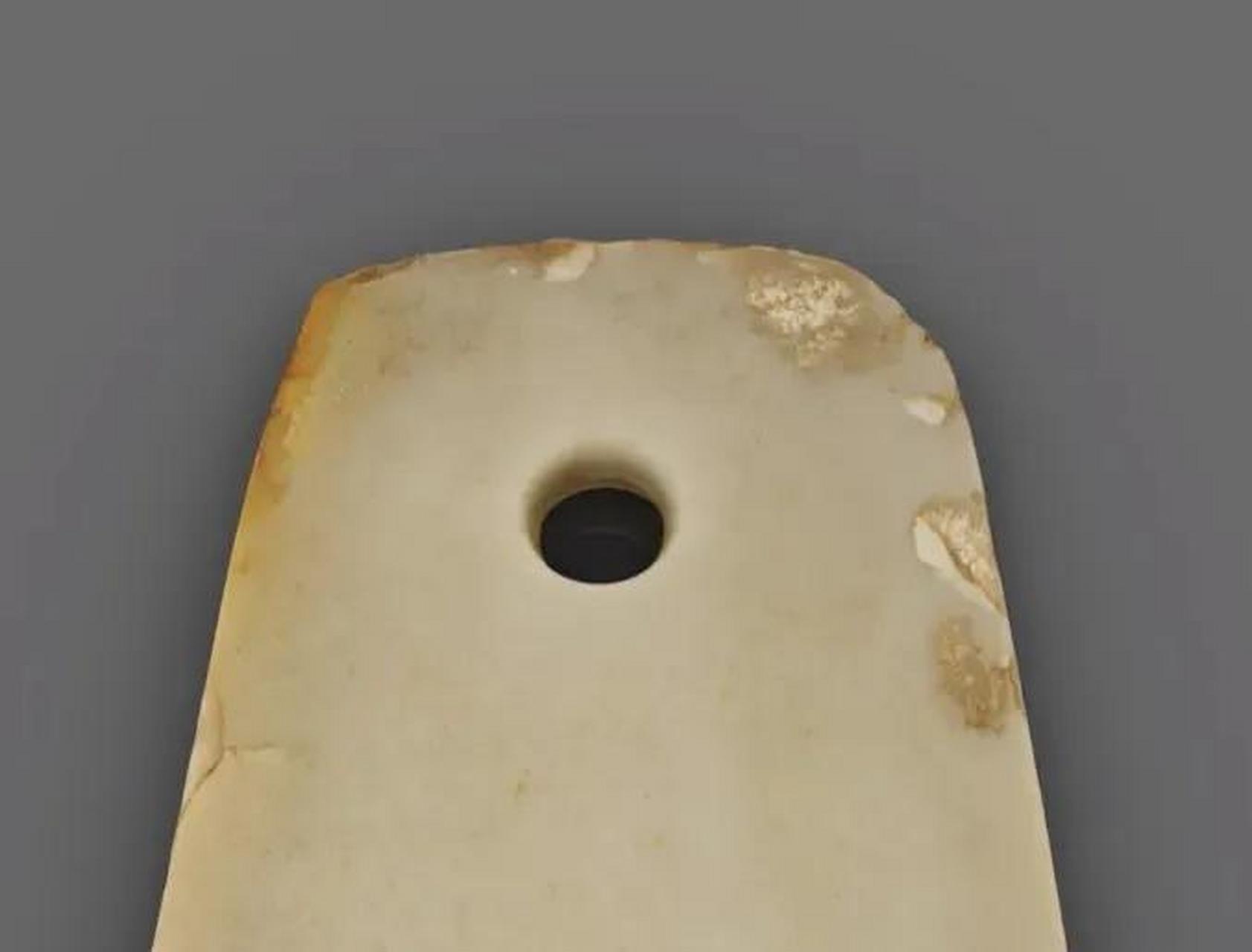 独有的玉礼器,也是集军事统治权,战争指挥权,王权于一身的礼仪玉器