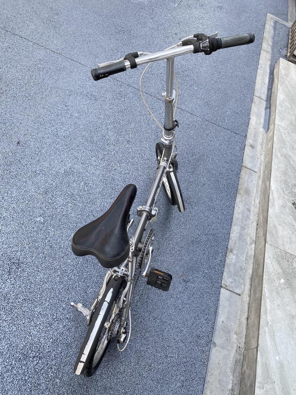 花了下午3个小时修复出来的德国索罗门16寸折叠自行车 后6速 非常好骑