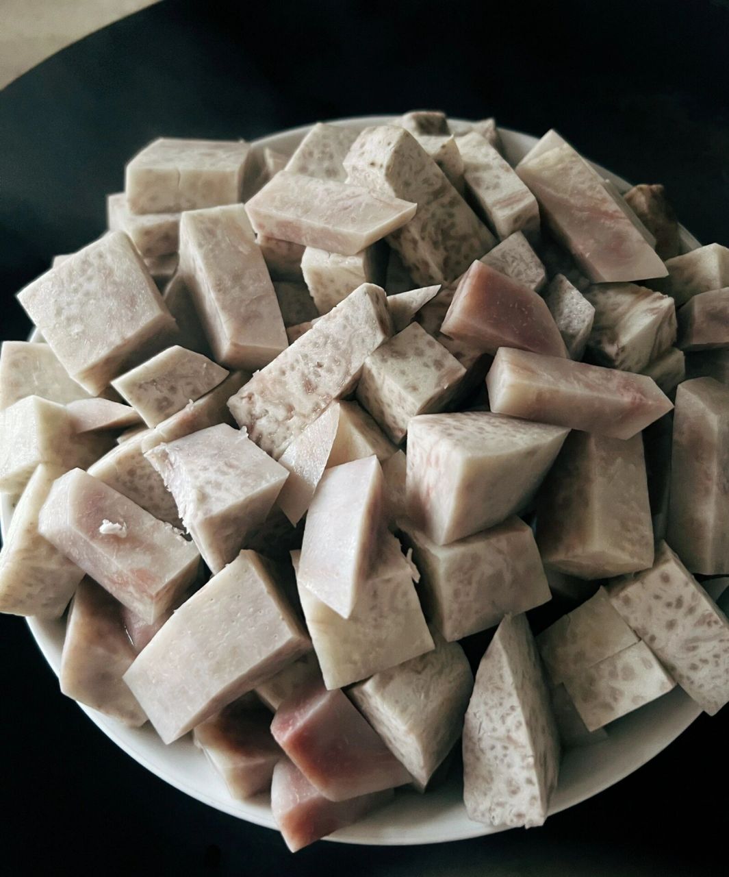 红豆芋头糖水,健康又补血 ……红豆芋头糖水非常适合女孩吃,红豆既